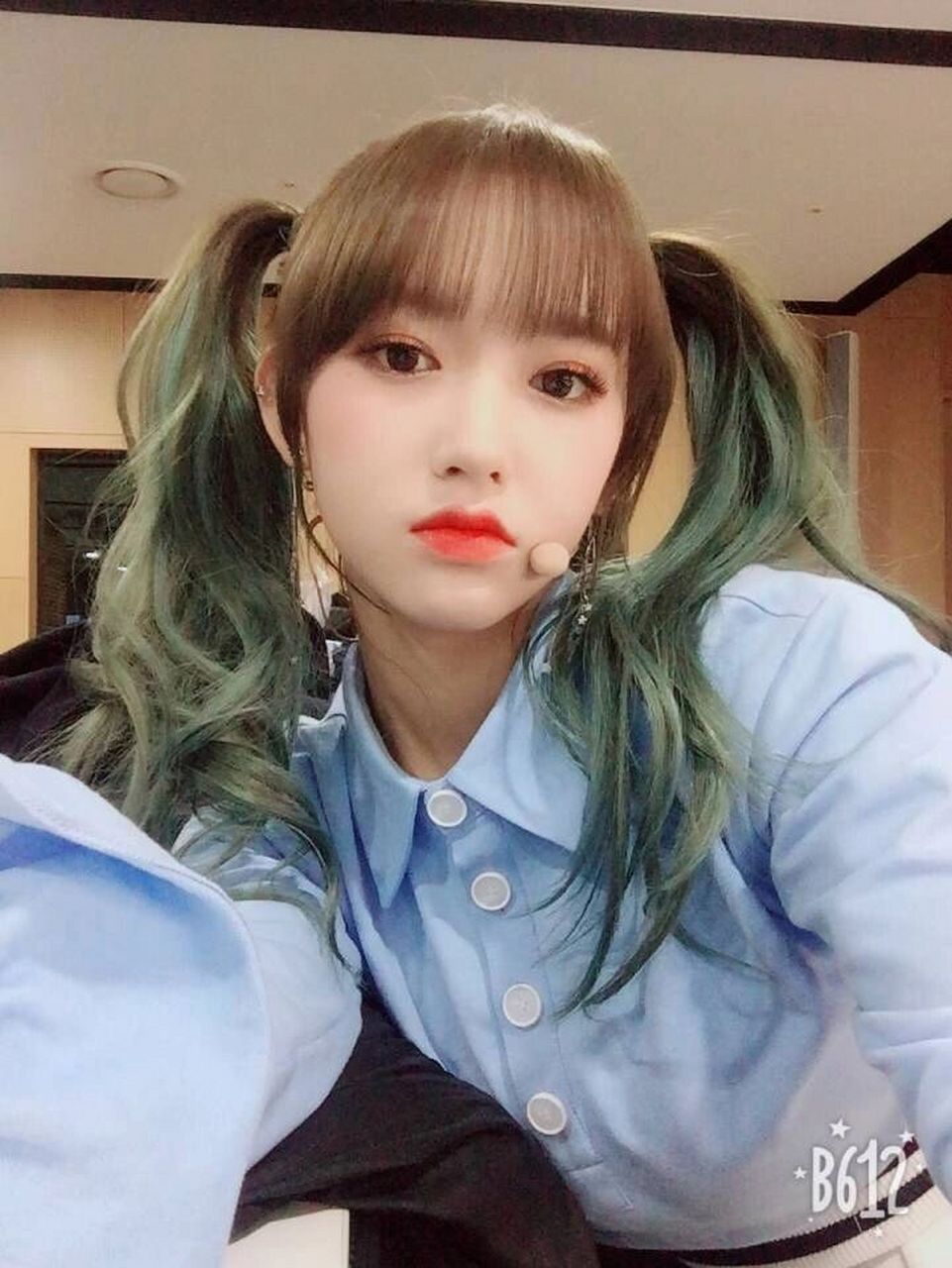 程潇早期双马尾自拍 #程潇##双马尾##美女##自拍# [流泪][流泪]看到