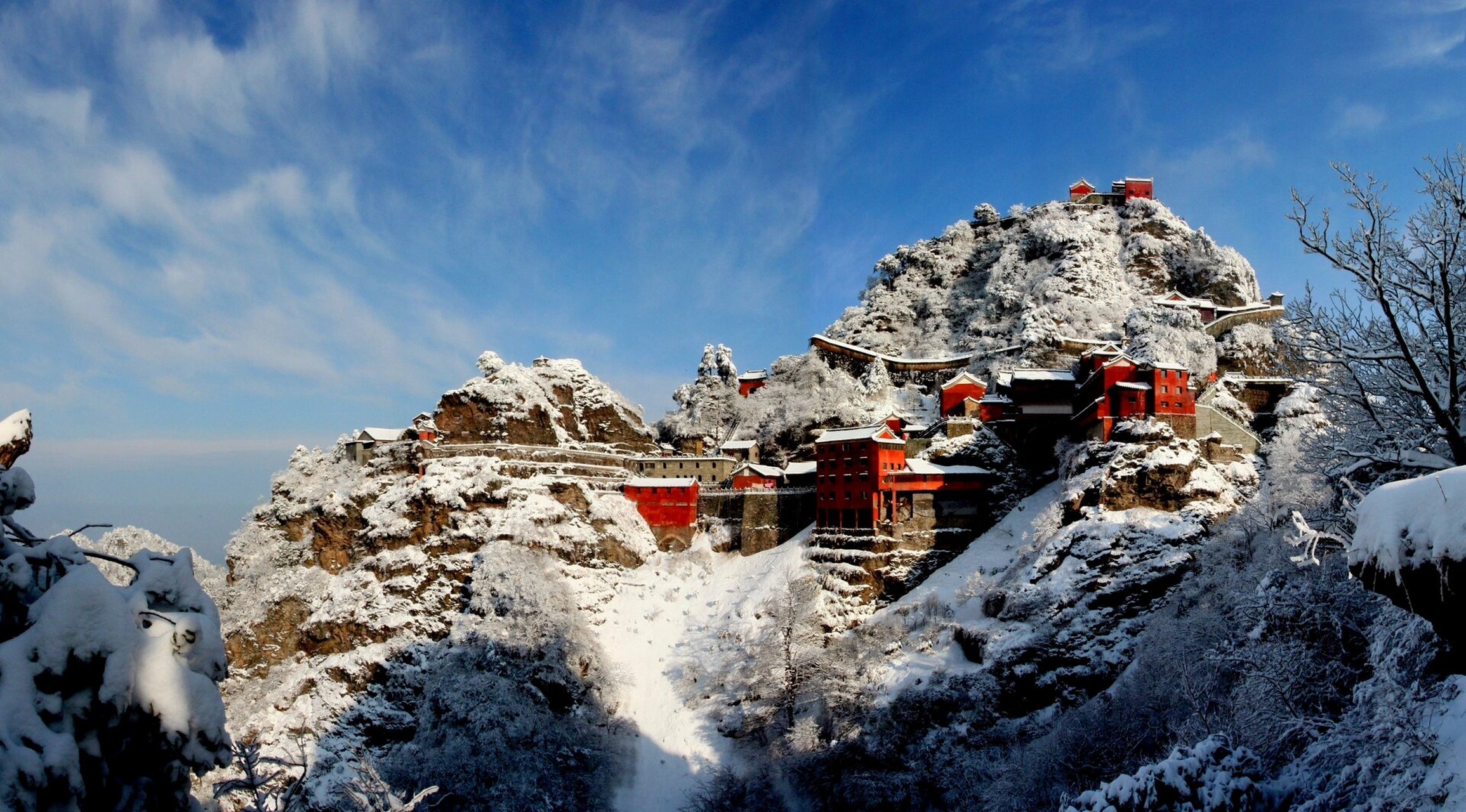 夏热秋燥,越是想念武当山的浪漫雪景7615 冬游赏雪看雾凇,这种