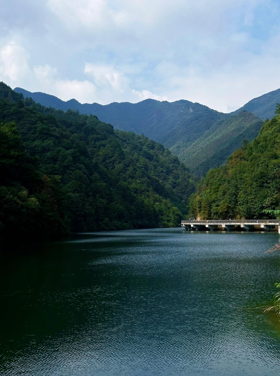衢州周边游 | 黄岗山景区7215 上山喘气 下山抖腿09 	 这是一座
