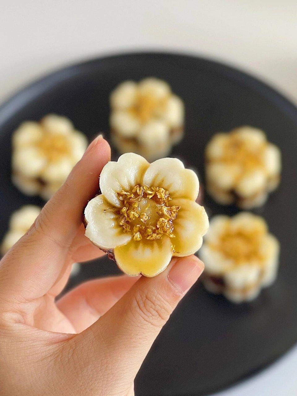 秋日甜品09软糯香甜山药红枣月饼04养胃养颜 白露一过,连风都已经