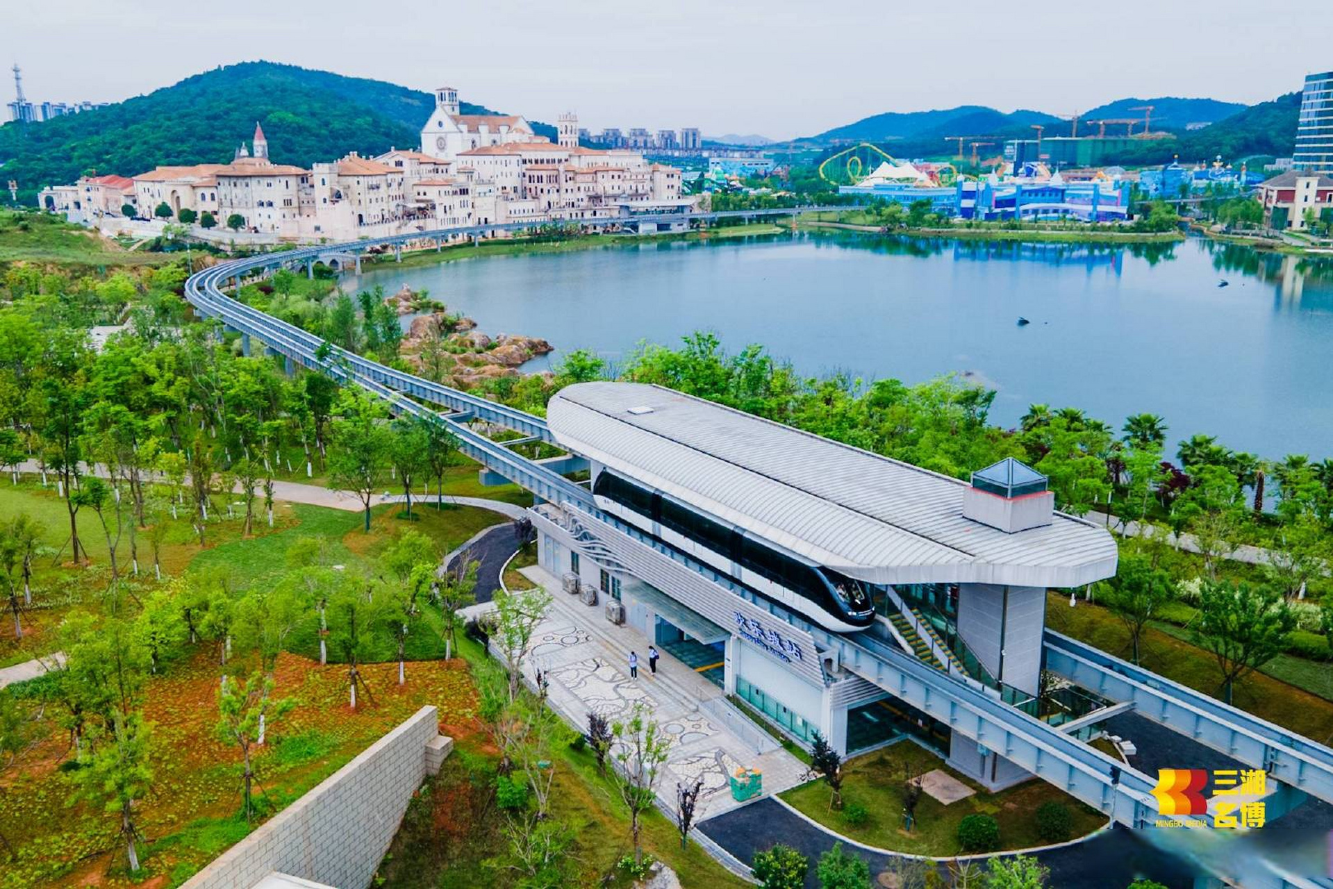 【#时尚云巴串联欢乐城# 】湖南湘江新区大王山欢乐云巴,起点位于山塘