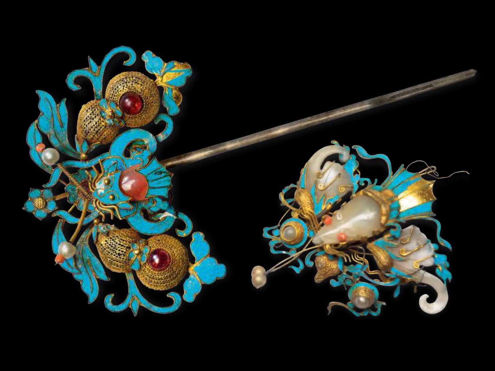 中国传统文化·点翠发钗 图1:清代点翠花蝶形簪 图2:清代点翠花蝶形