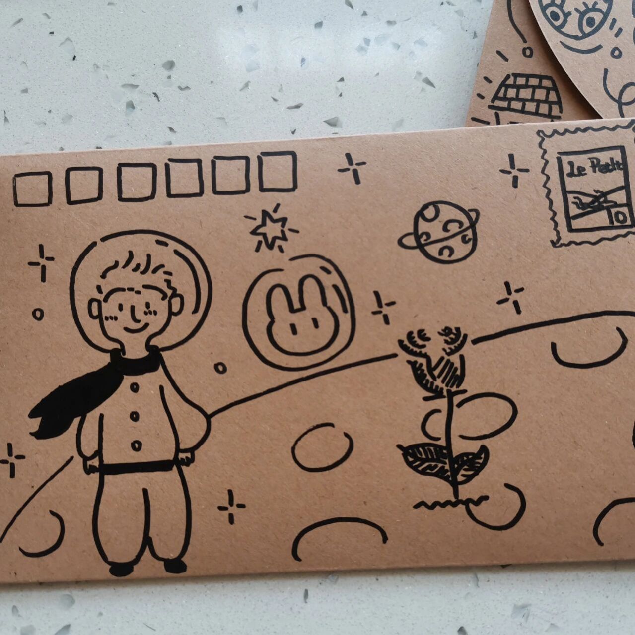 93为给朋友生日写信买了很多简易信封,看见分享贴在信封上绘画就试