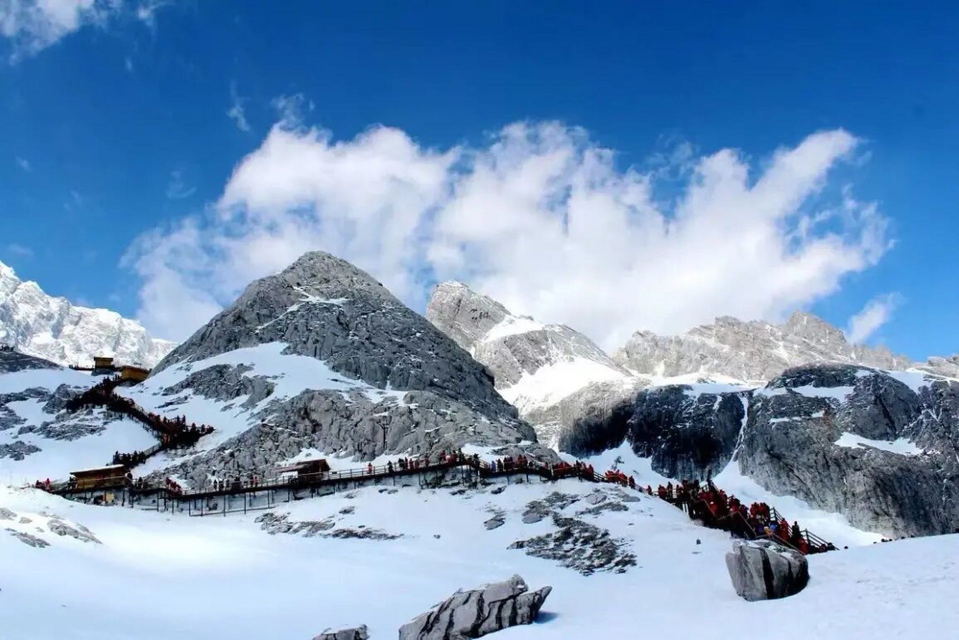 玉龙雪山大索道门票不再是一票难求的状态了 最近玉龙雪山大索道你不