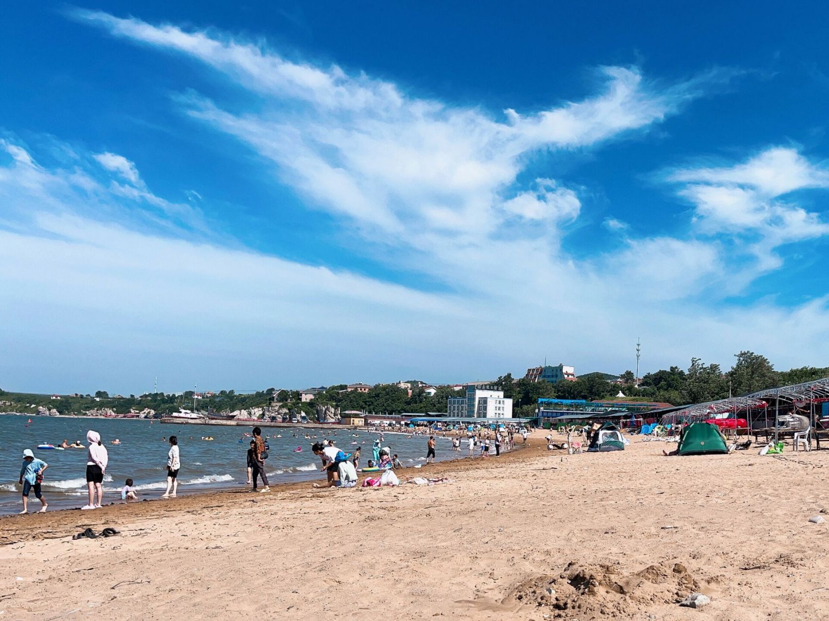 大连大黑石海滨浴场图片