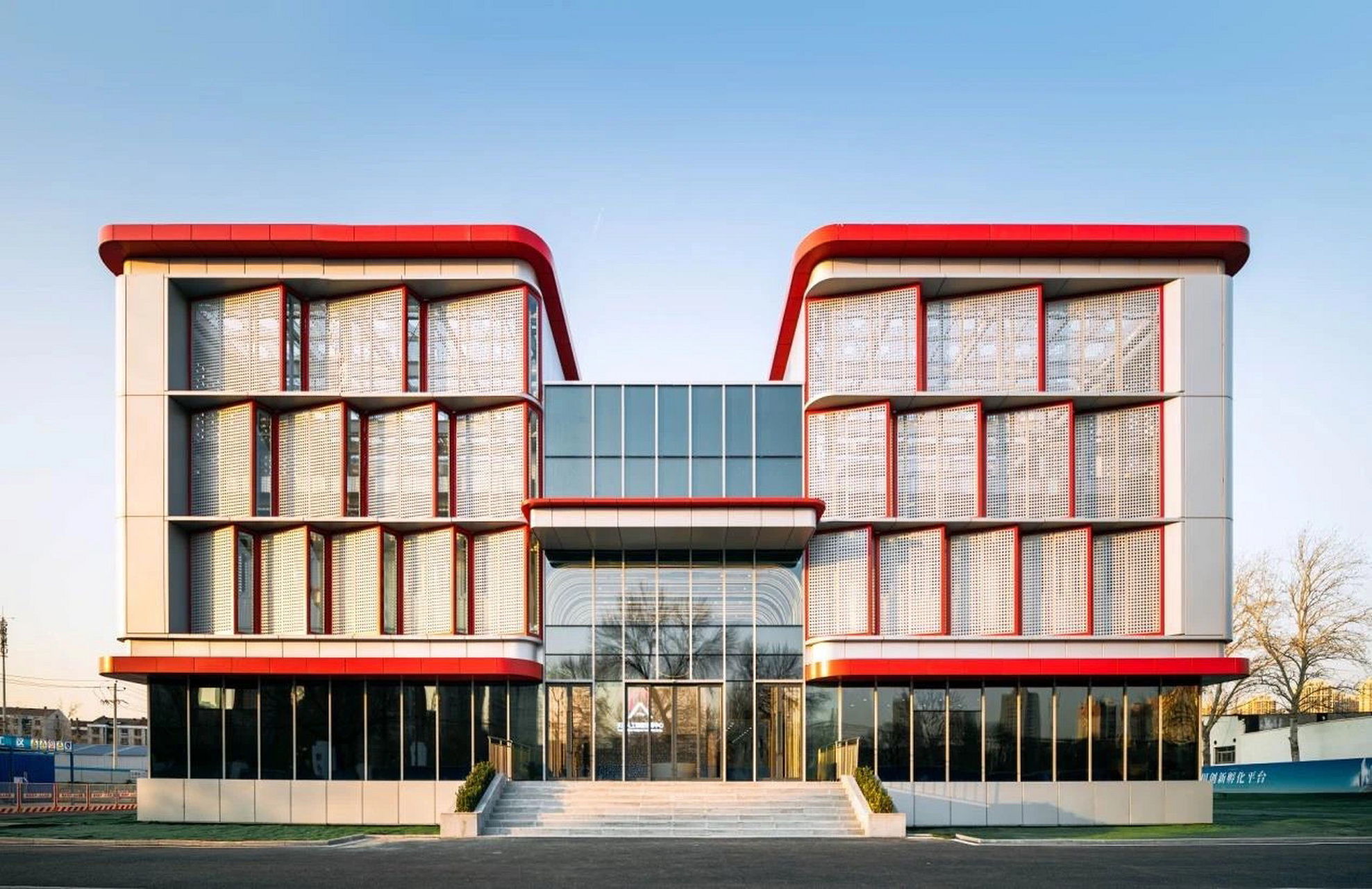 华为天津总部年内竣工入驻,提供千名就业岗 华为天津总部位于天津河北