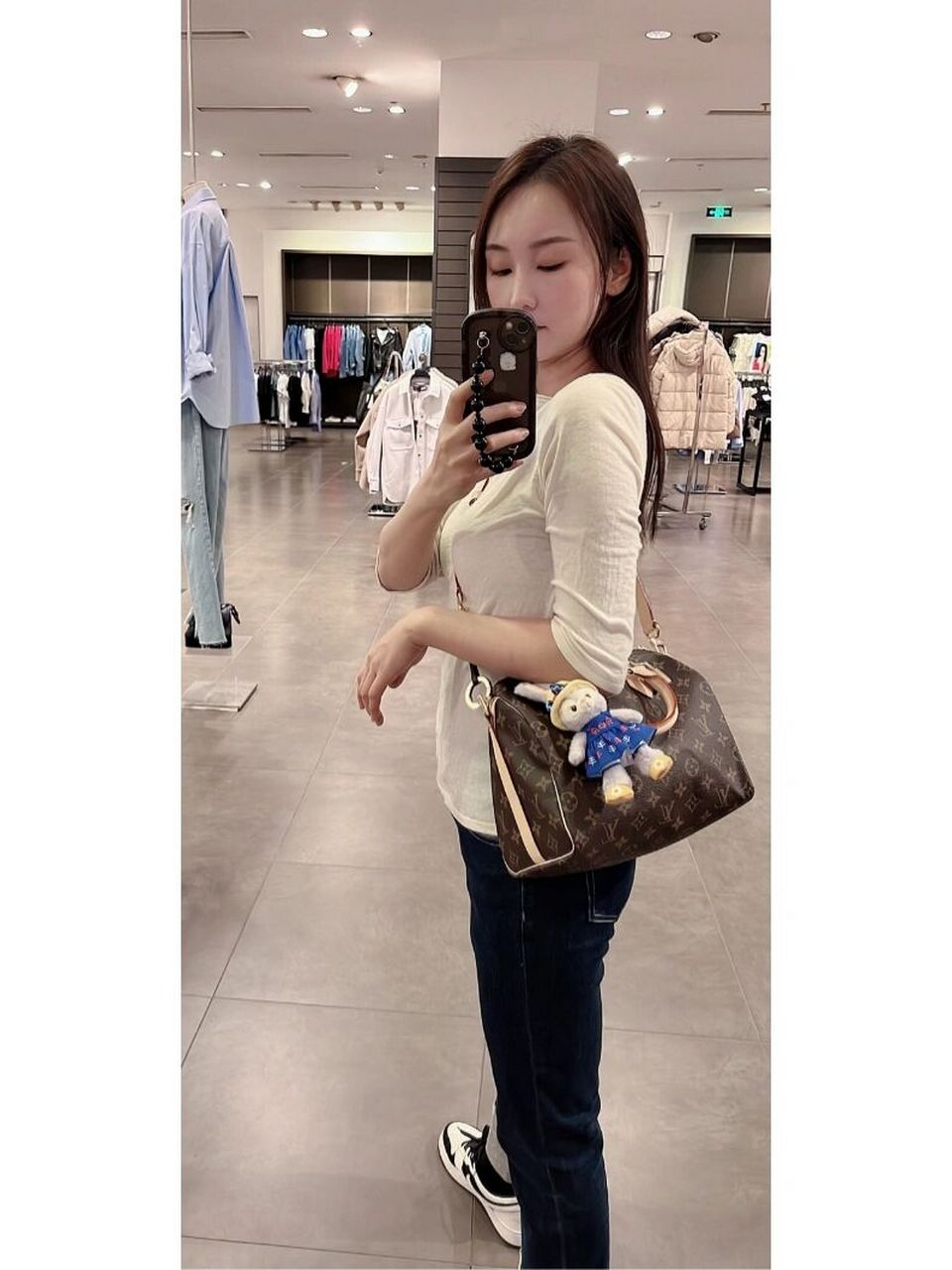 香香的 lvspeedy25上身图来啦!十一前收到的,香香的,很是喜欢!