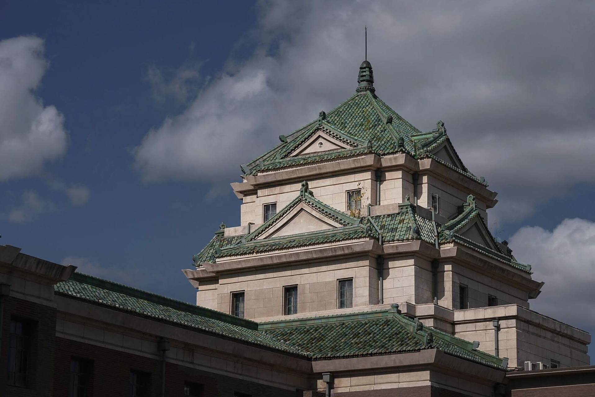 谁知道大门破风中间的日式悬鱼装饰是什么时候因为什