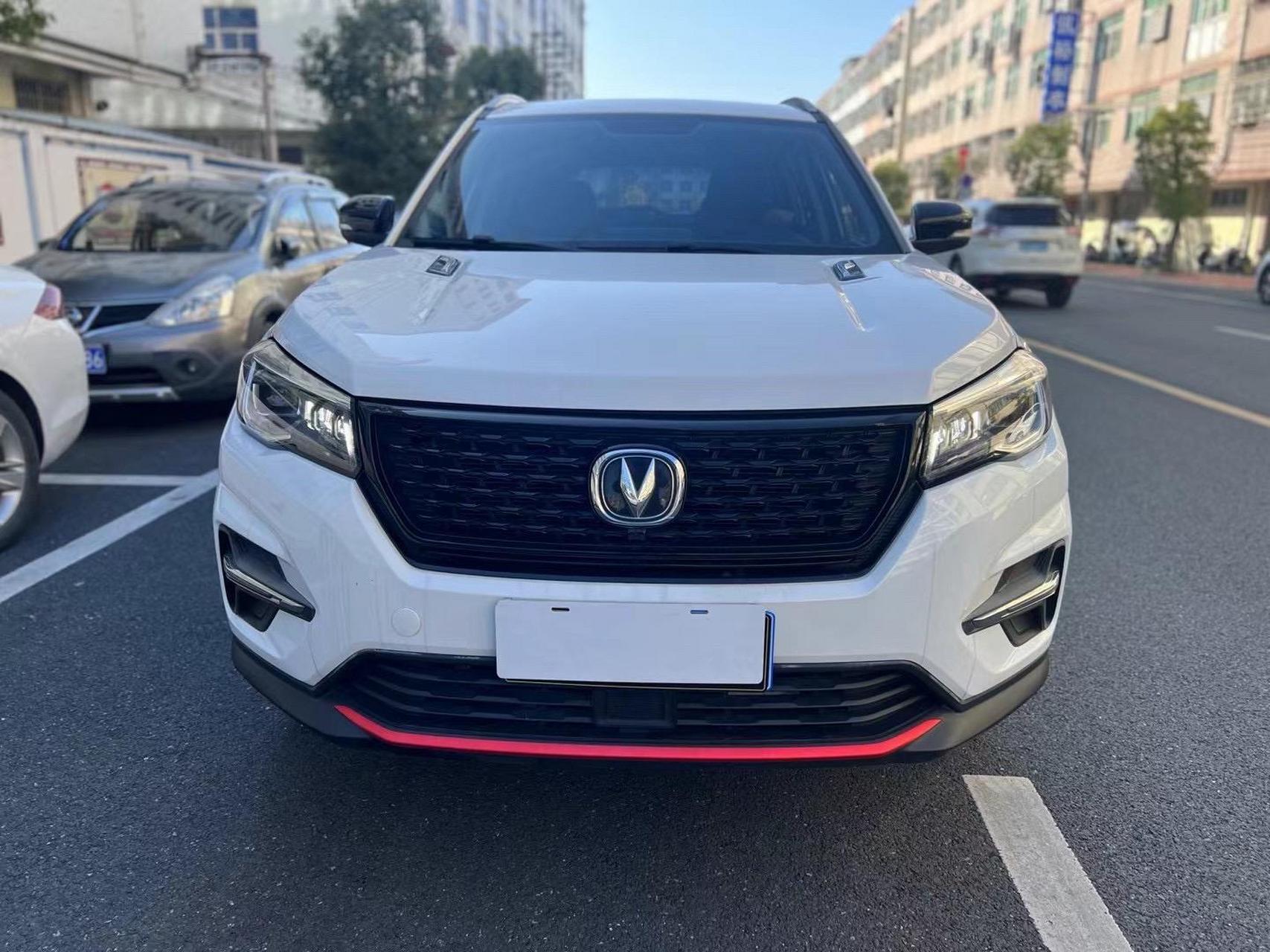 21年上牌长安cs75荣耀百万豪华版 本地一手车安全行驶41000公里 全车