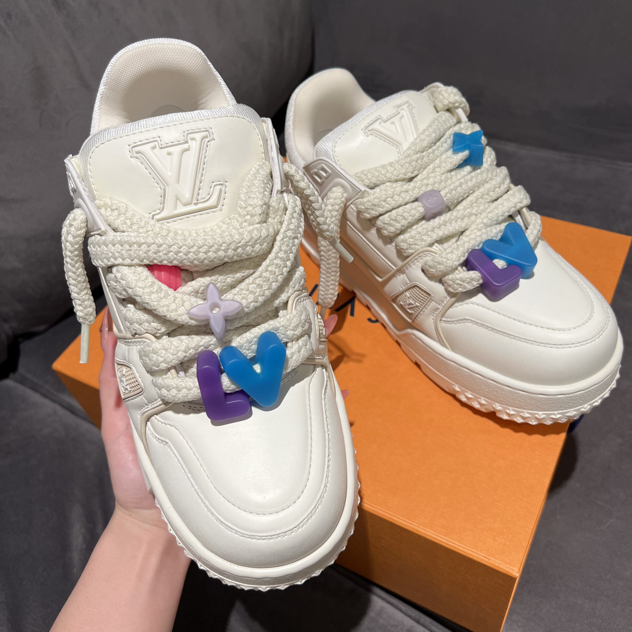 9297买手日记 | lv23新款白色胖丁trainer 白色好97啊 国内目前