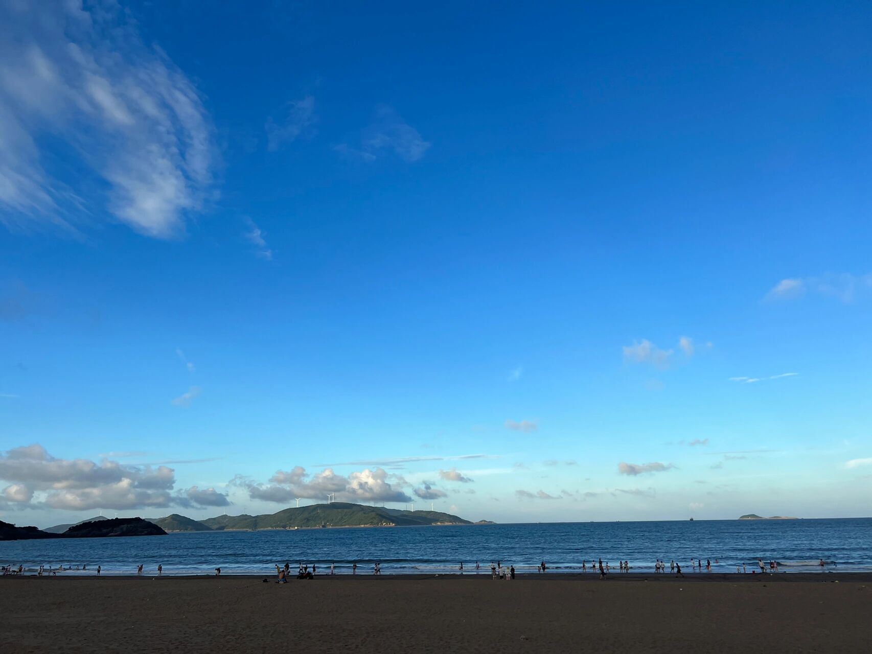 东海半边山&鹤浦大沙沙滩 说实话,这两个沙滩我觉得都不错,夏天带娃