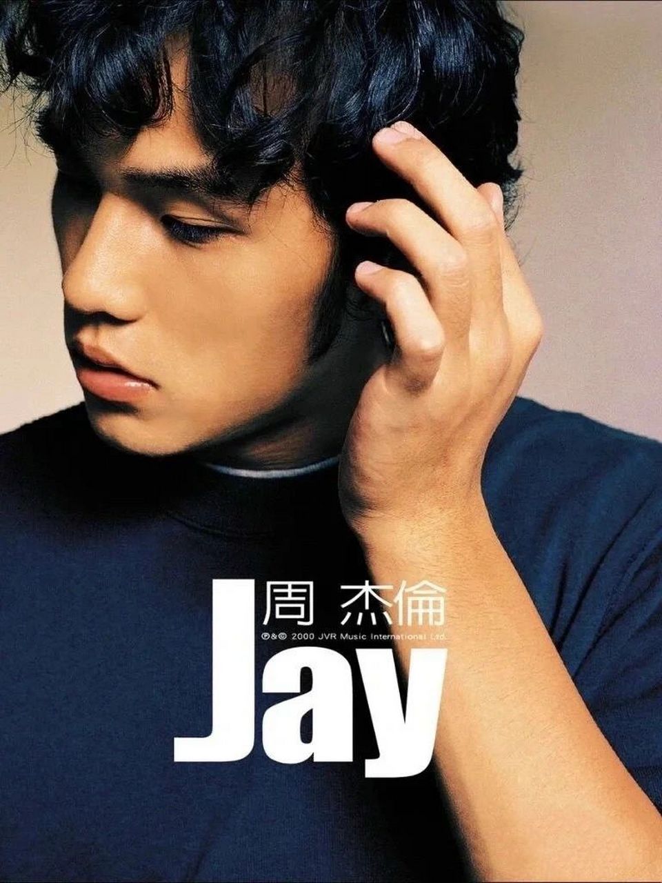 周杰伦历年专辑封面(上) 周杰伦的历年专辑封面都是本人多年以来的