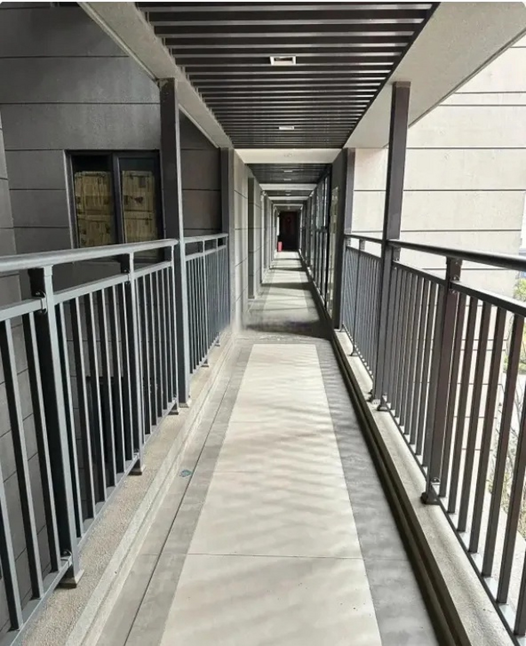 这个连廊,怎么做得这么长?