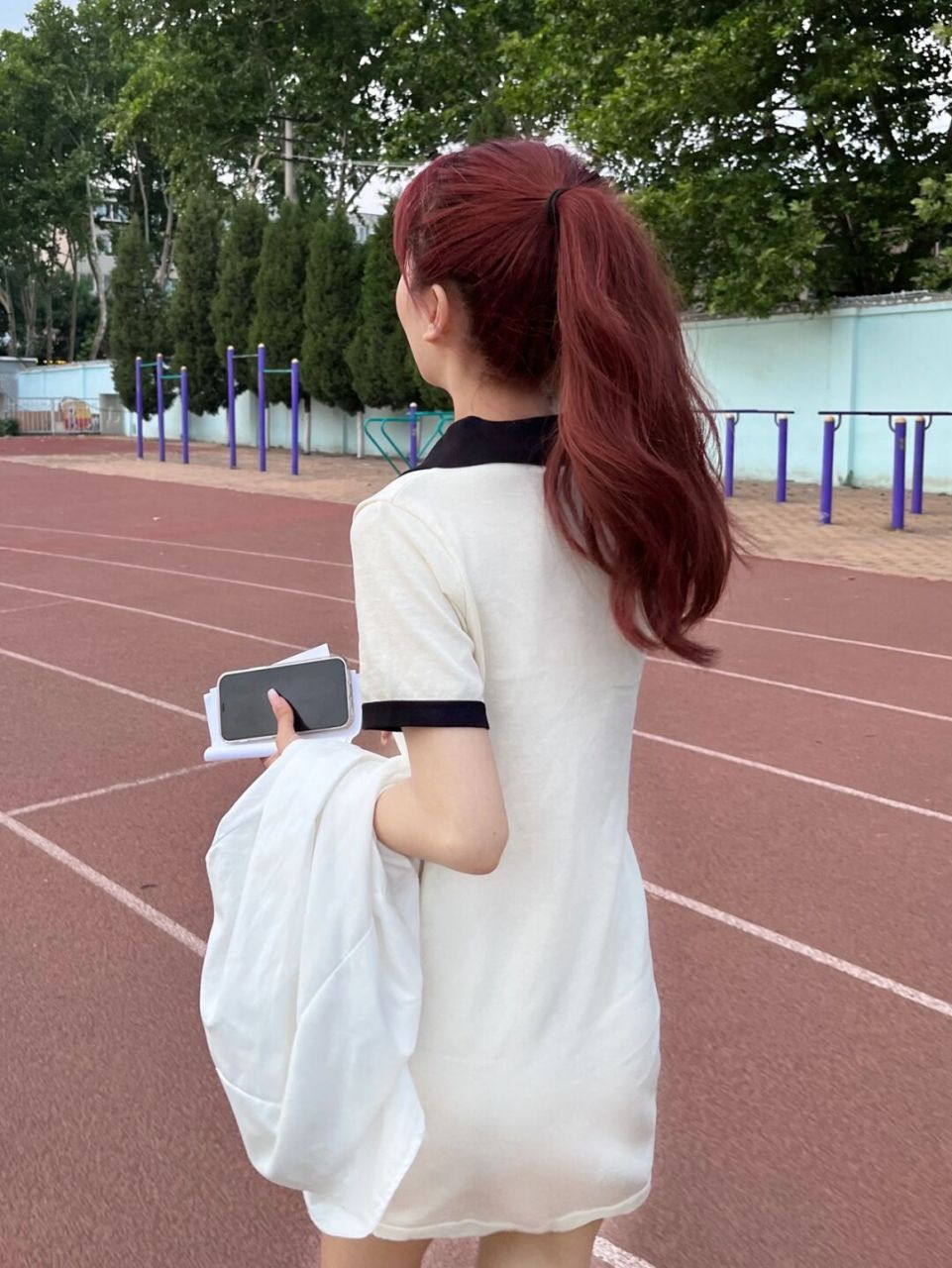 那天来学校拍宣传片,出镜了5秒就被记住了!