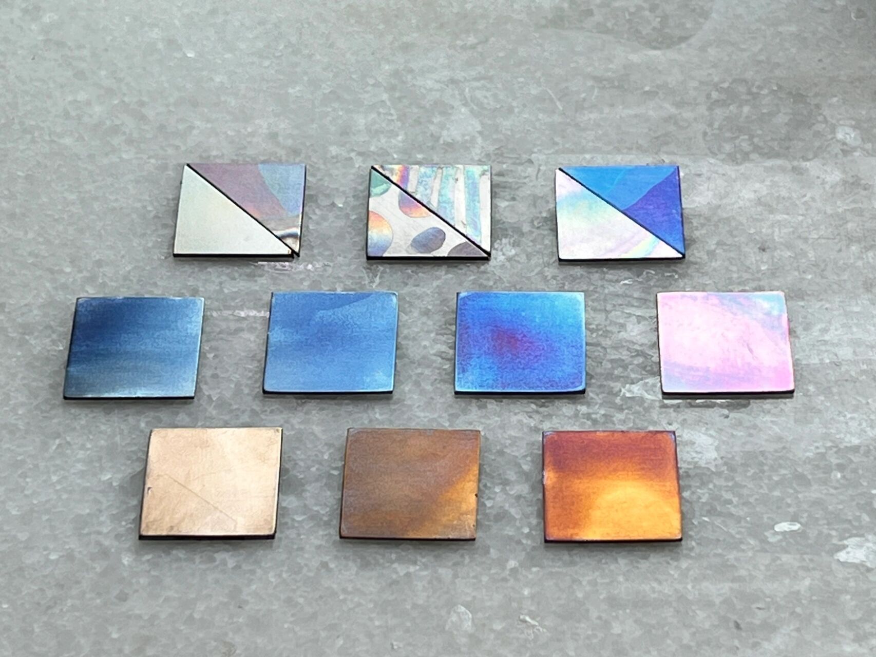 金属钛的颜色变化 金属钛 着色实验 很喜欢左上三角形的青色 还有中间