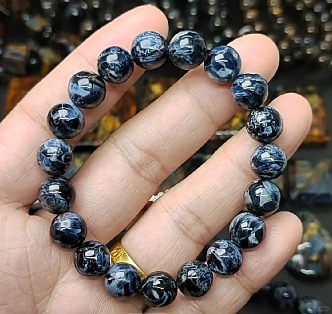 新手入彼得石手串 小白第一次买彼得石手串,看了好几家的,第一张图在