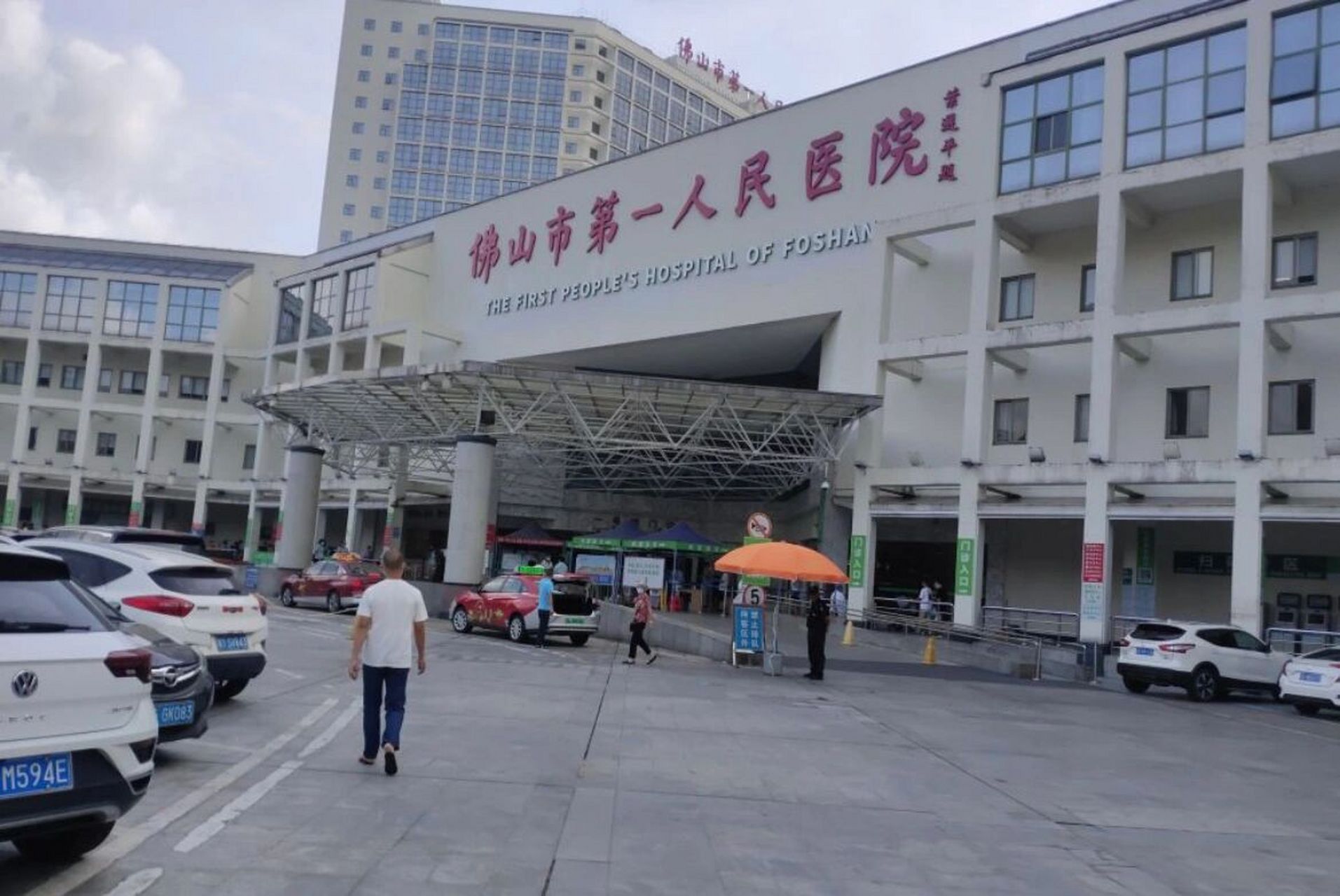 8月份的预产期,目前35周,产检的医院是在佛山市第一人民医院,但是最近