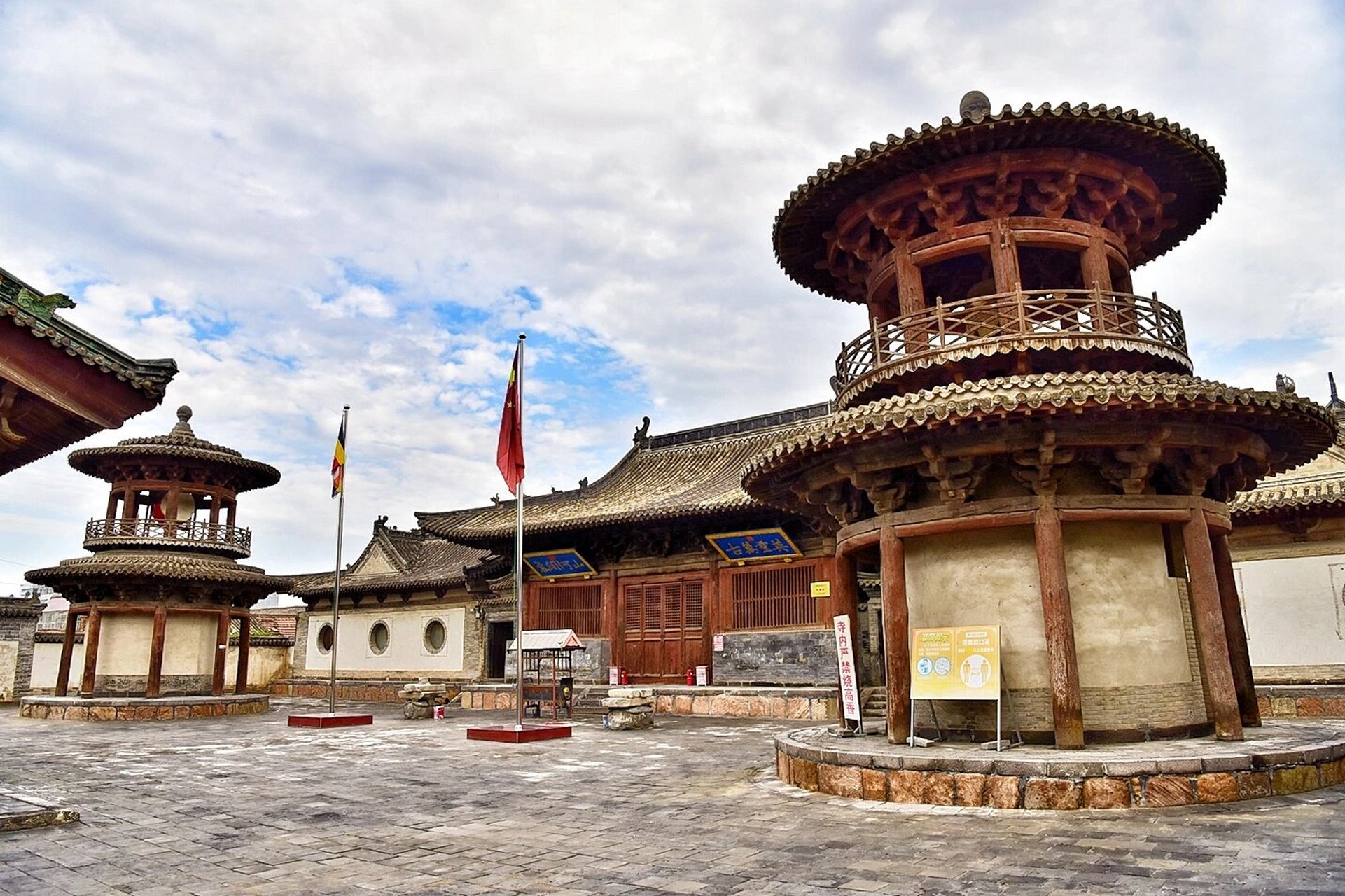 天镇慈云寺,明代小木作藏经阁 天镇慈云寺,唐代法化寺,现存建筑是明代