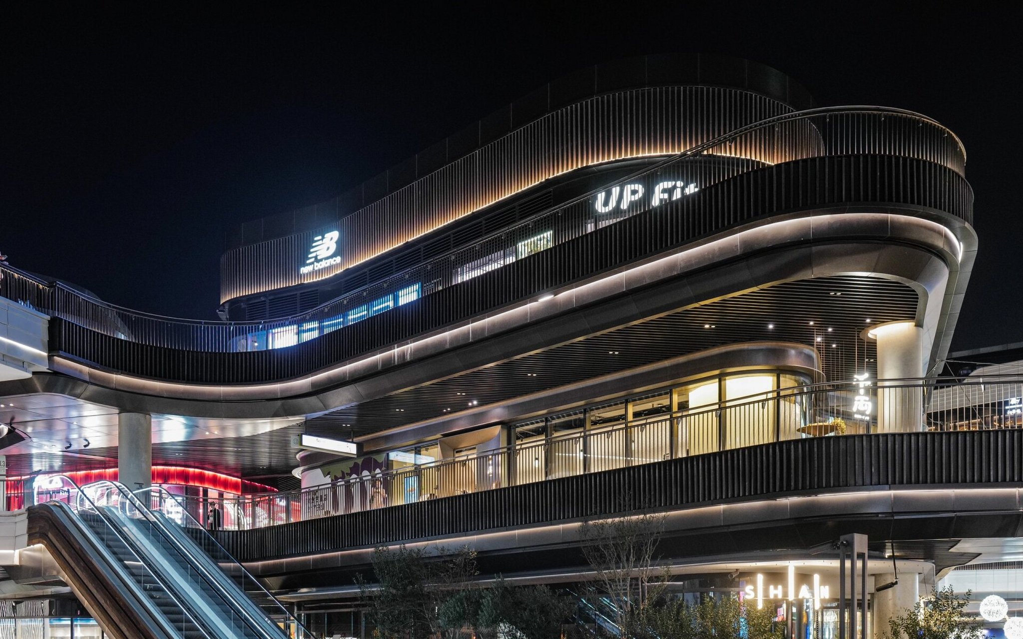 网红建筑摄影|前滩太古里 上海浦东的前滩太古里商圈,是一大型街区式