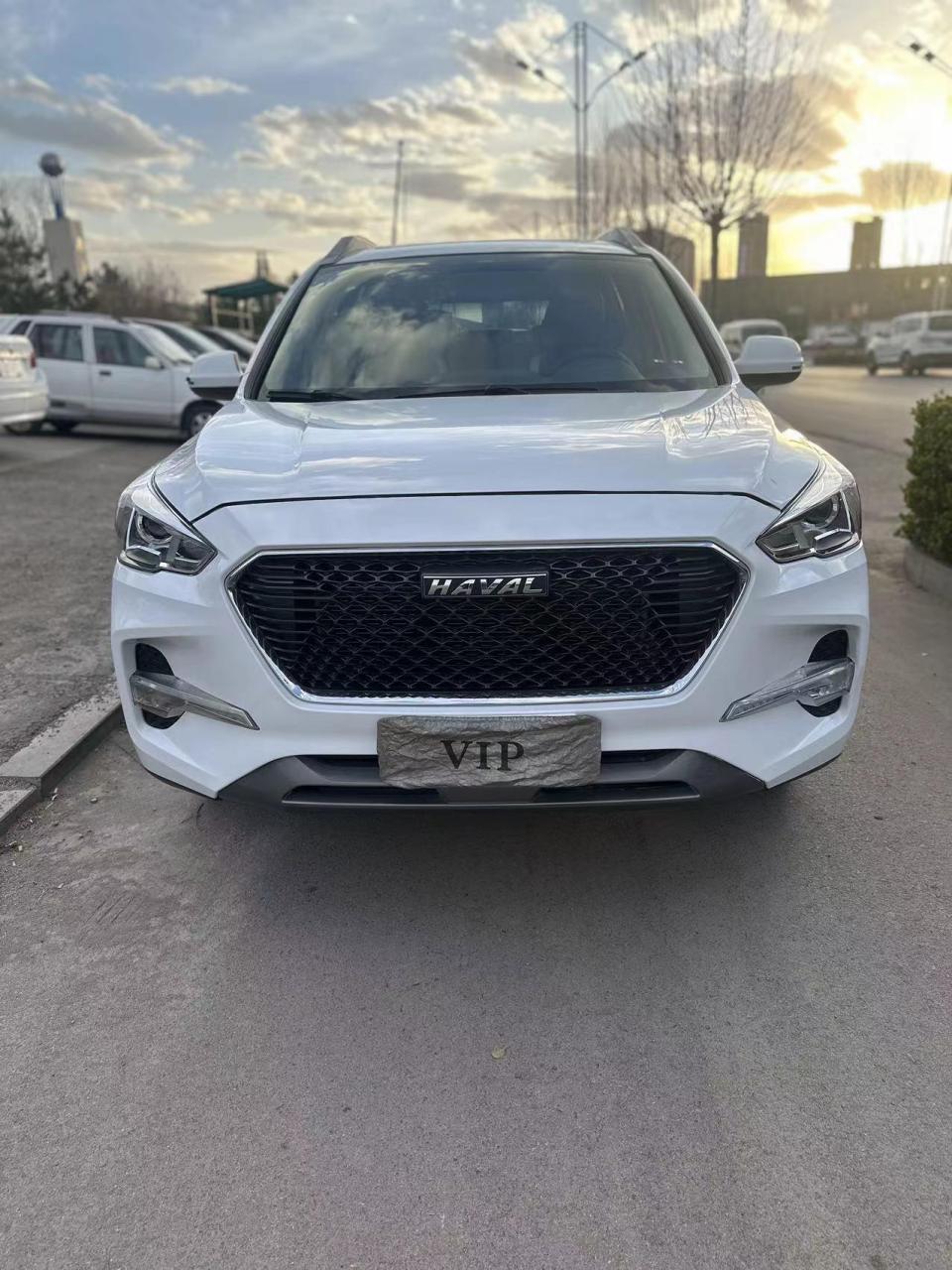 5t手动挡,安全行驶3万多公里,车况极品 全车原版原漆,电动天窗,无钥匙