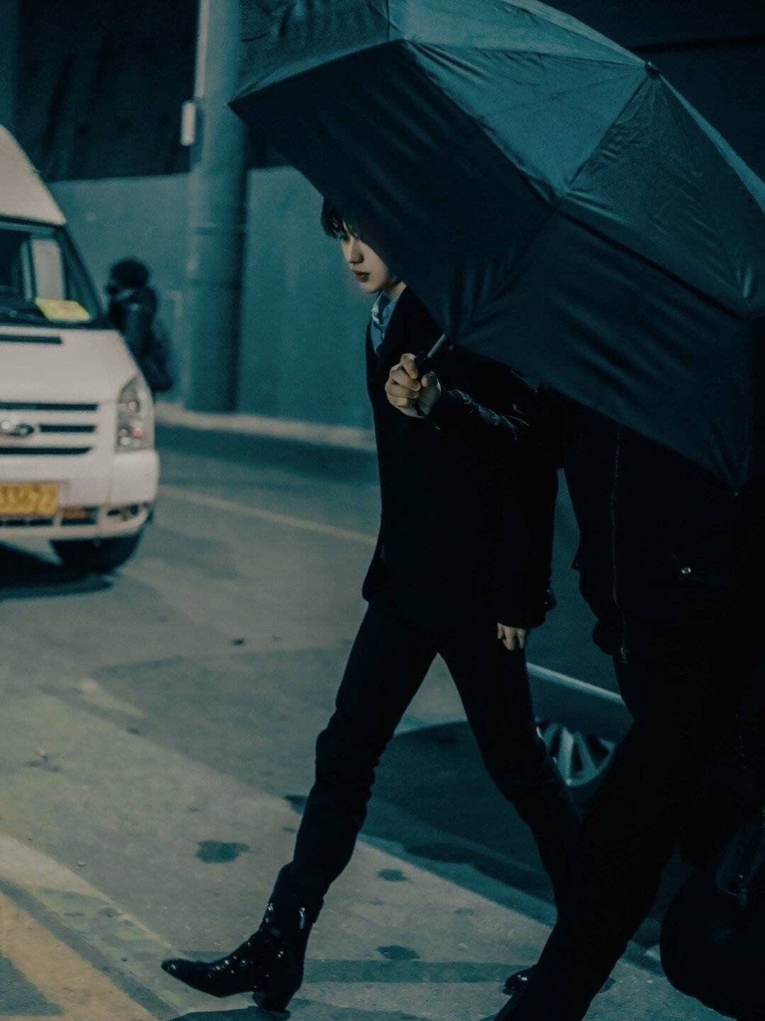 蔡徐坤壁纸 非粉存图系列 帅拉了99