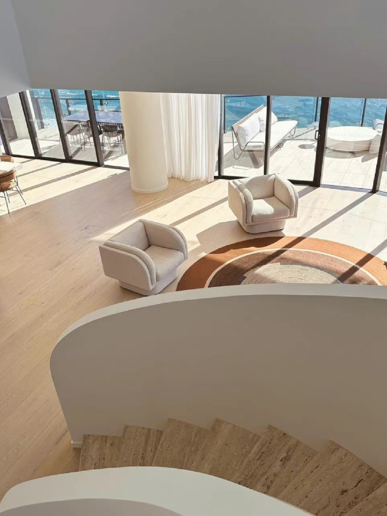 名媛孙芸芸分享新入手的澳洲豪宅 有人羡慕20多岁的廖思惟,生在了终点