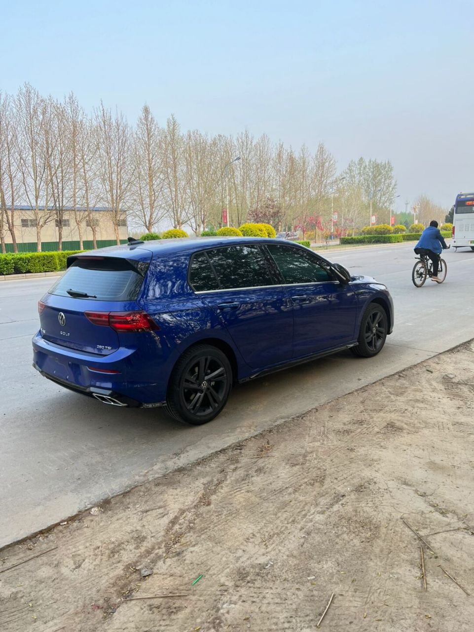 高8这个屁股好看不 #高尔夫8rline# 这个屁股,这个油耗,这个狗