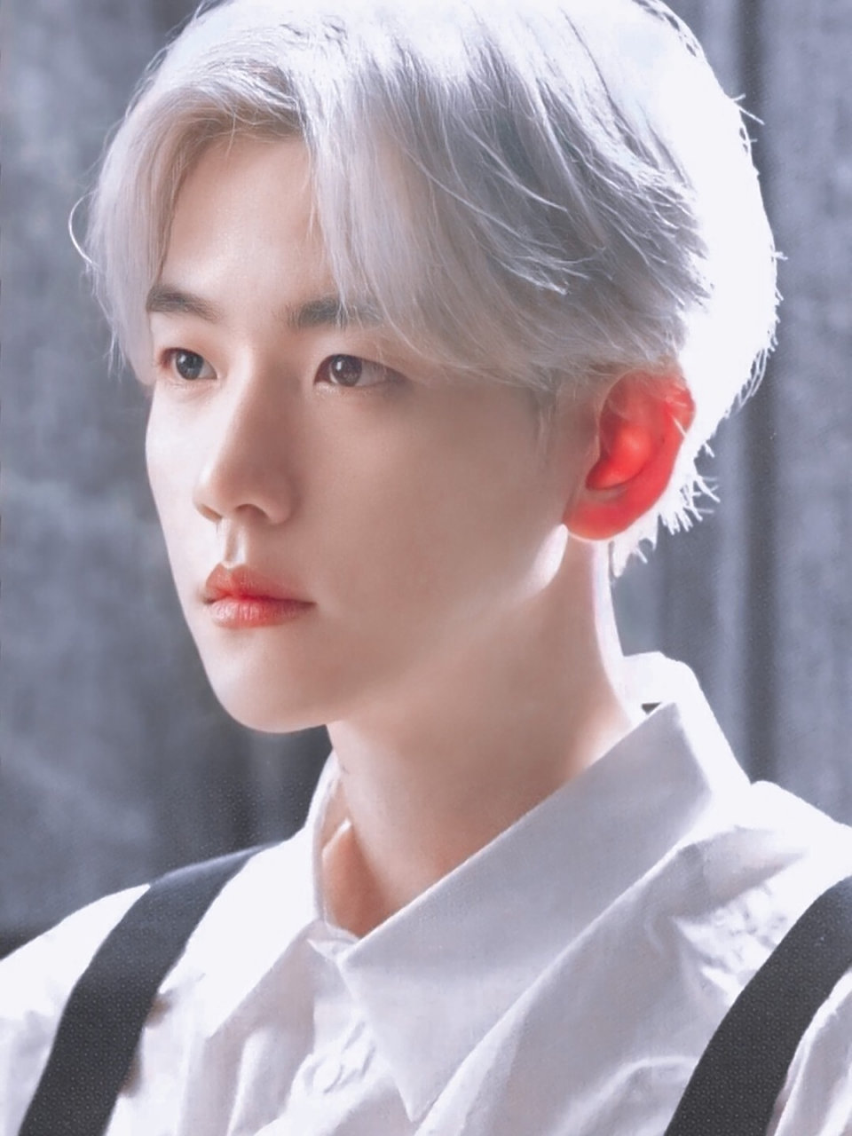 伯贤这白衬衫绝了 #天才爱豆边伯贤