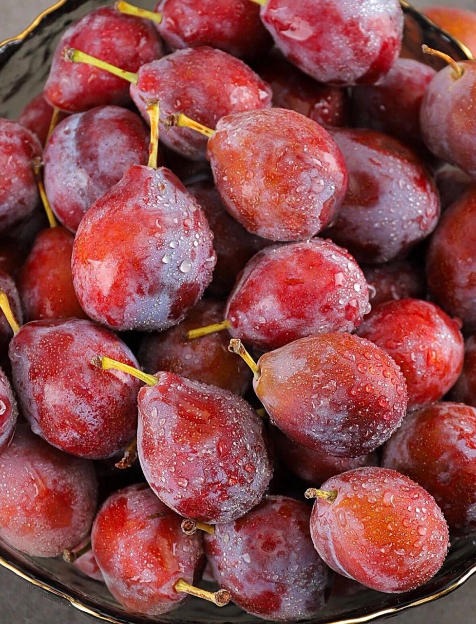 夏季水果 | 新疆西梅 99产地:新疆喀什莎车县喀艾日克乡 77果期:8