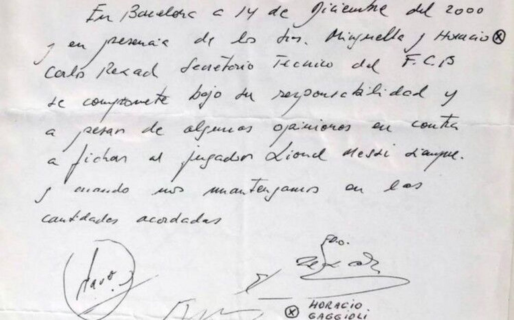 21年前的今天,2000年12月14日,雷克萨奇在一张餐巾纸上写下了合同