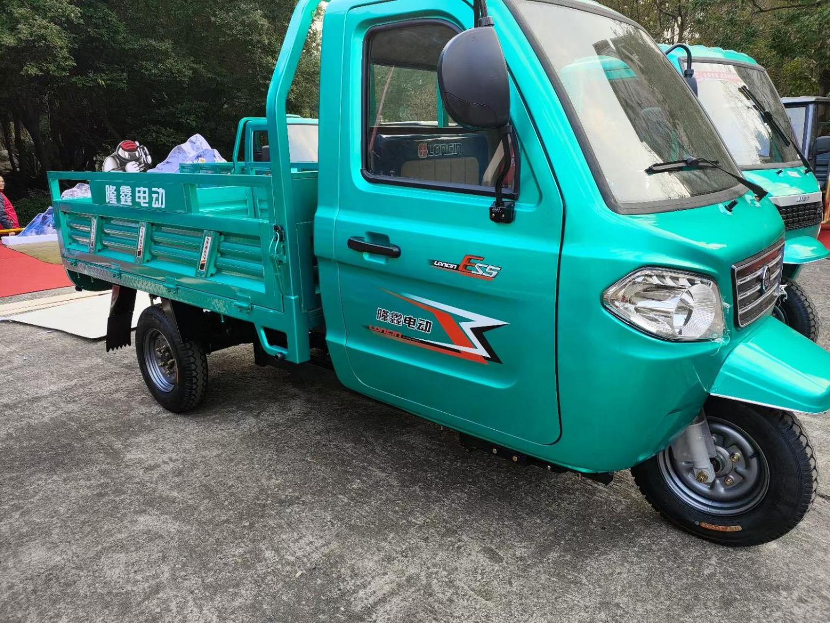 隆鑫电动三轮车全新上市诚信经营质量第一.