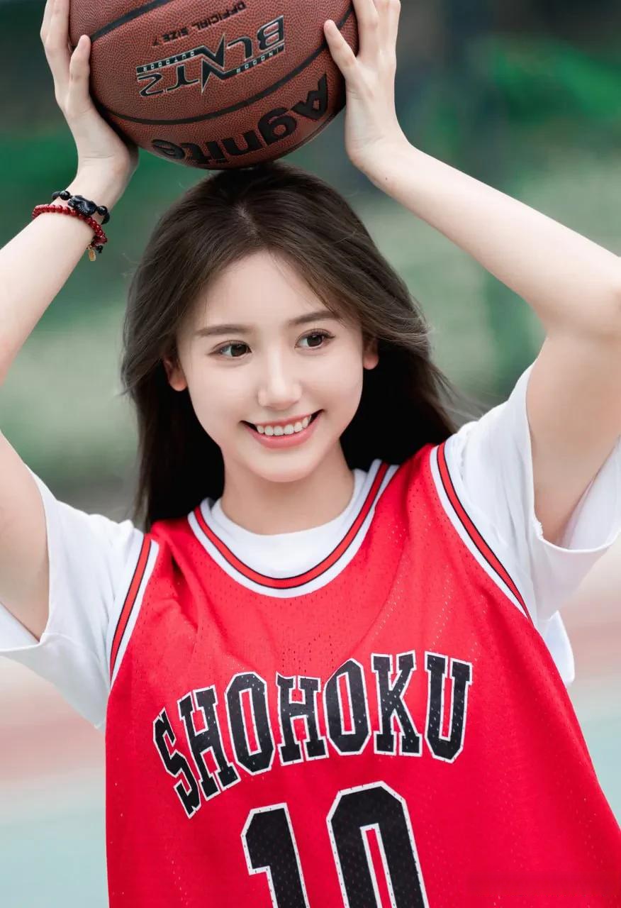 同时拥有令人印象深刻的外表的女性运动员