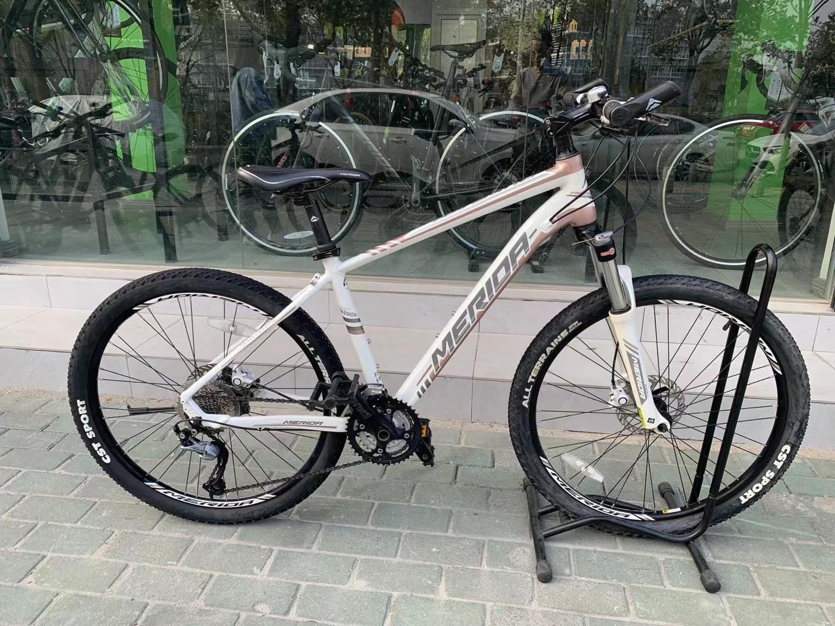 美利达公爵600,27速油碟,17寸车架,26寸轮径,1700