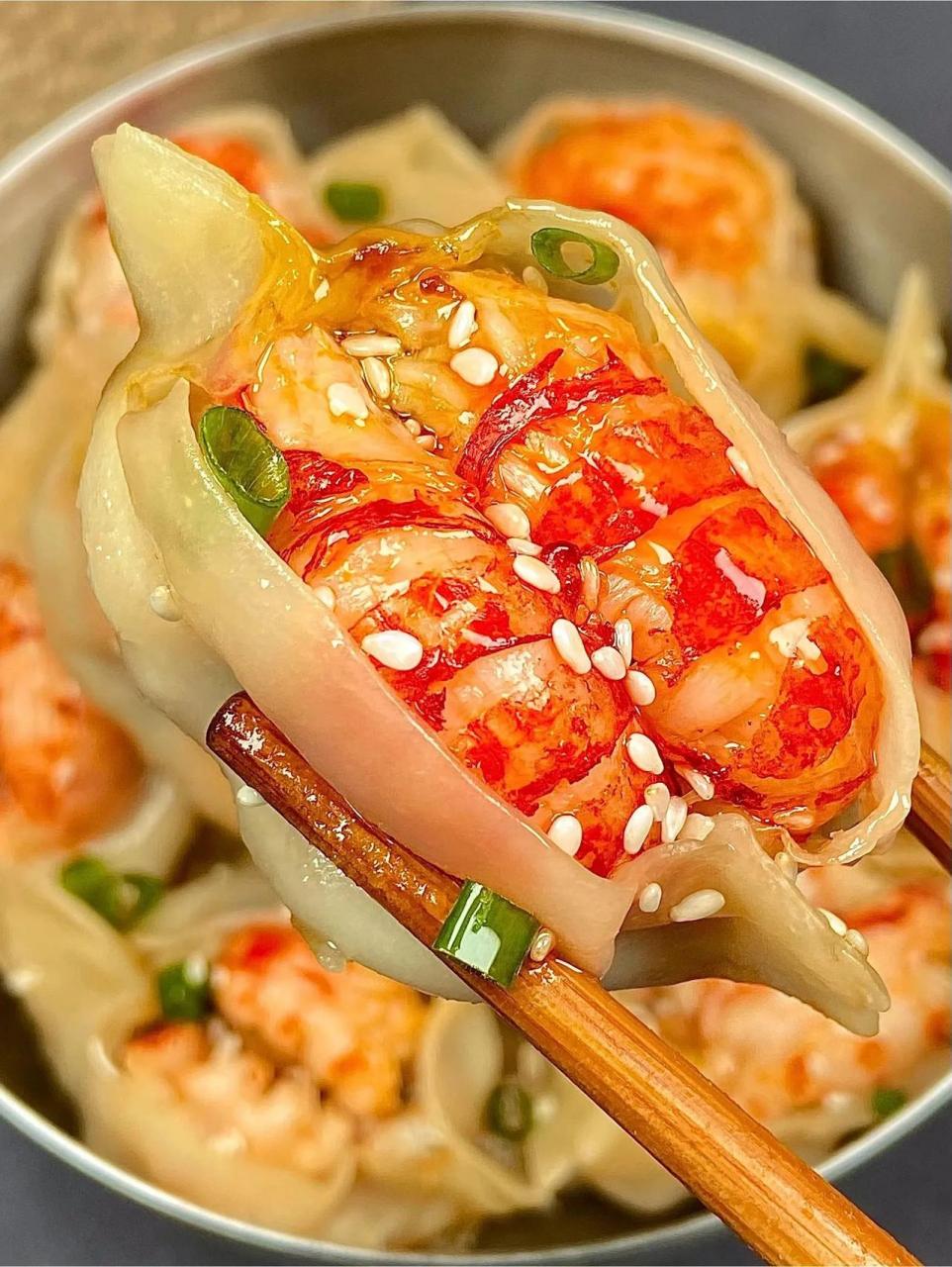 开口笑龙虾饺子!