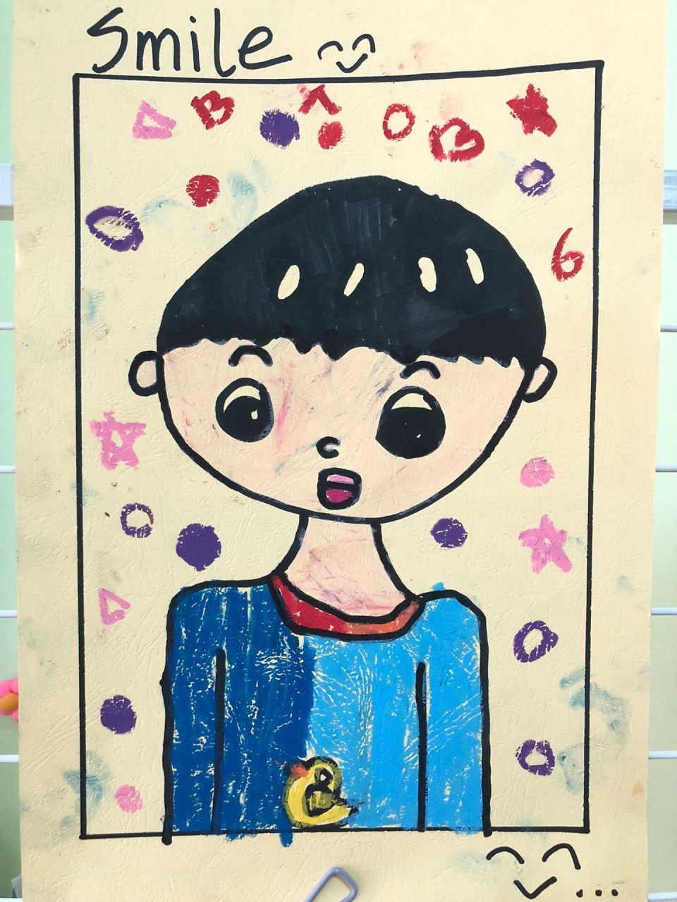 学生作品 《我的自画像》 油画棒 幼儿园大班
