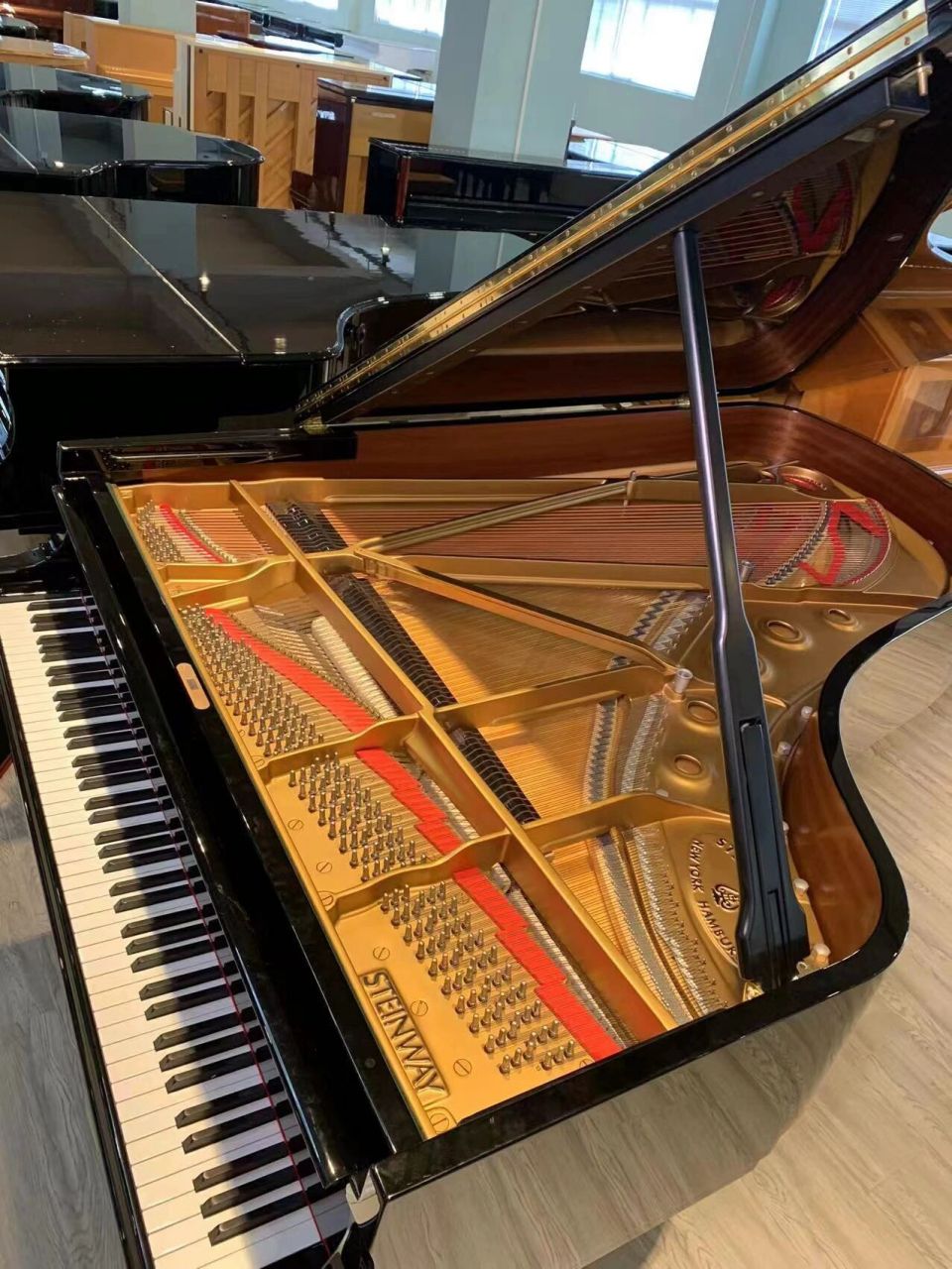 德国施坦威b211三角钢琴 德国施坦威b211三角钢琴 尺寸:211cm 年份:90