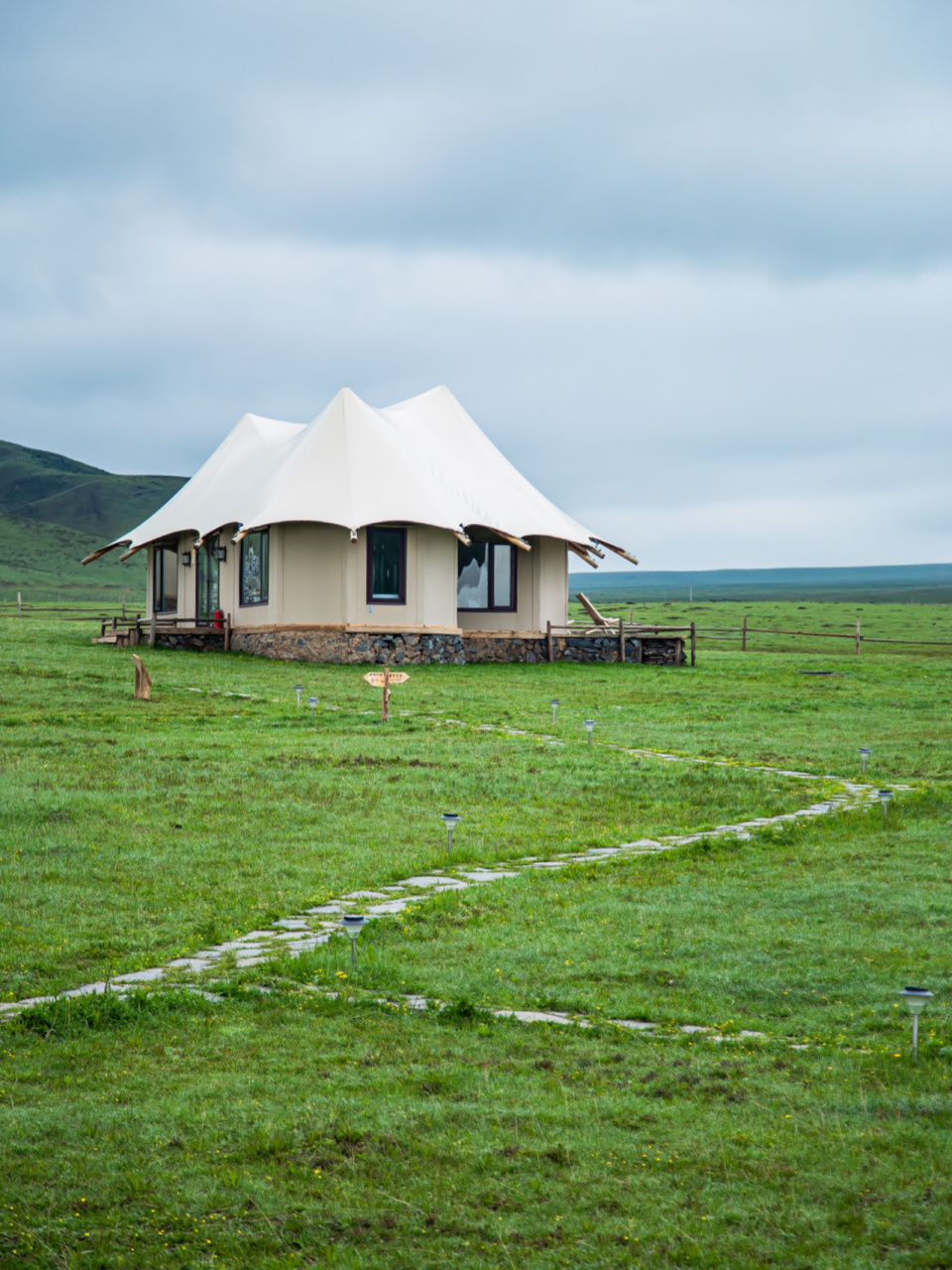甘南野奢营地丨隐匿于草原的帐篷之家7815 99西北之旅不可错过