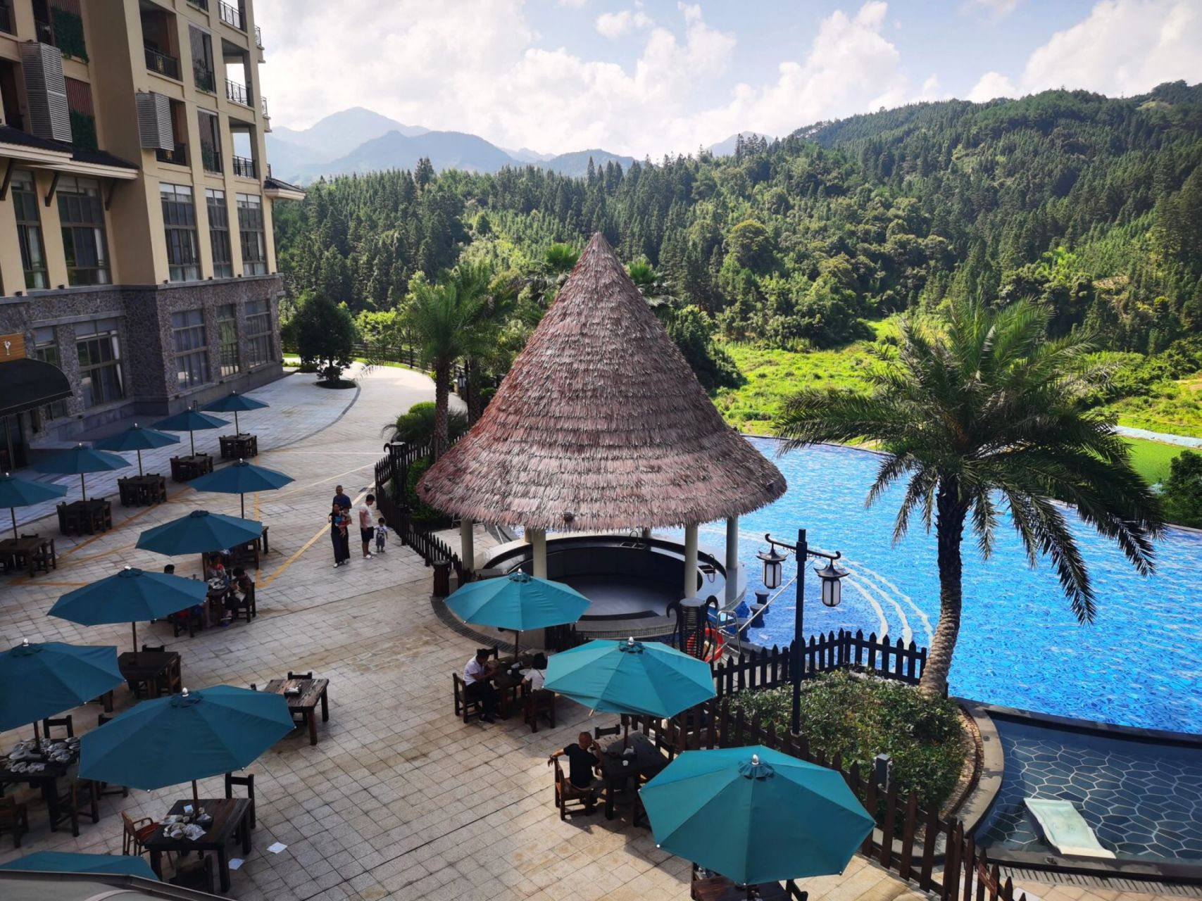 贺州西溪森林温泉度假村 真的很赞,网上提前买套票,900多.