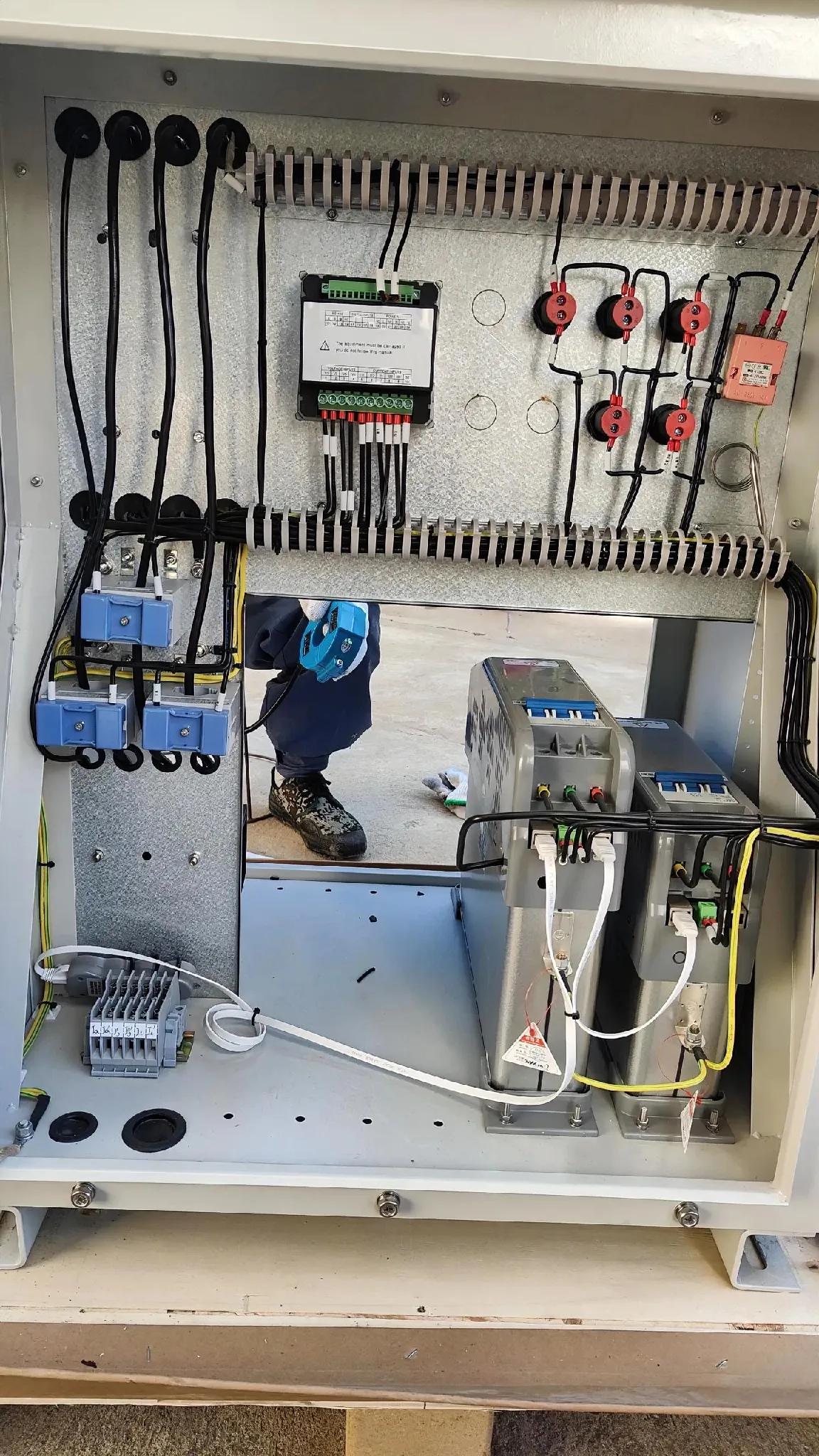 听闻头条电工至少是9级,下图这个是什么装置?有什么作用?