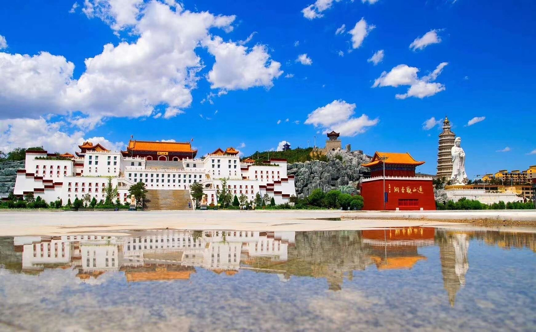 值得去的东北小布达拉宫 96地点:锦州市凌海市九华山风景区 听说