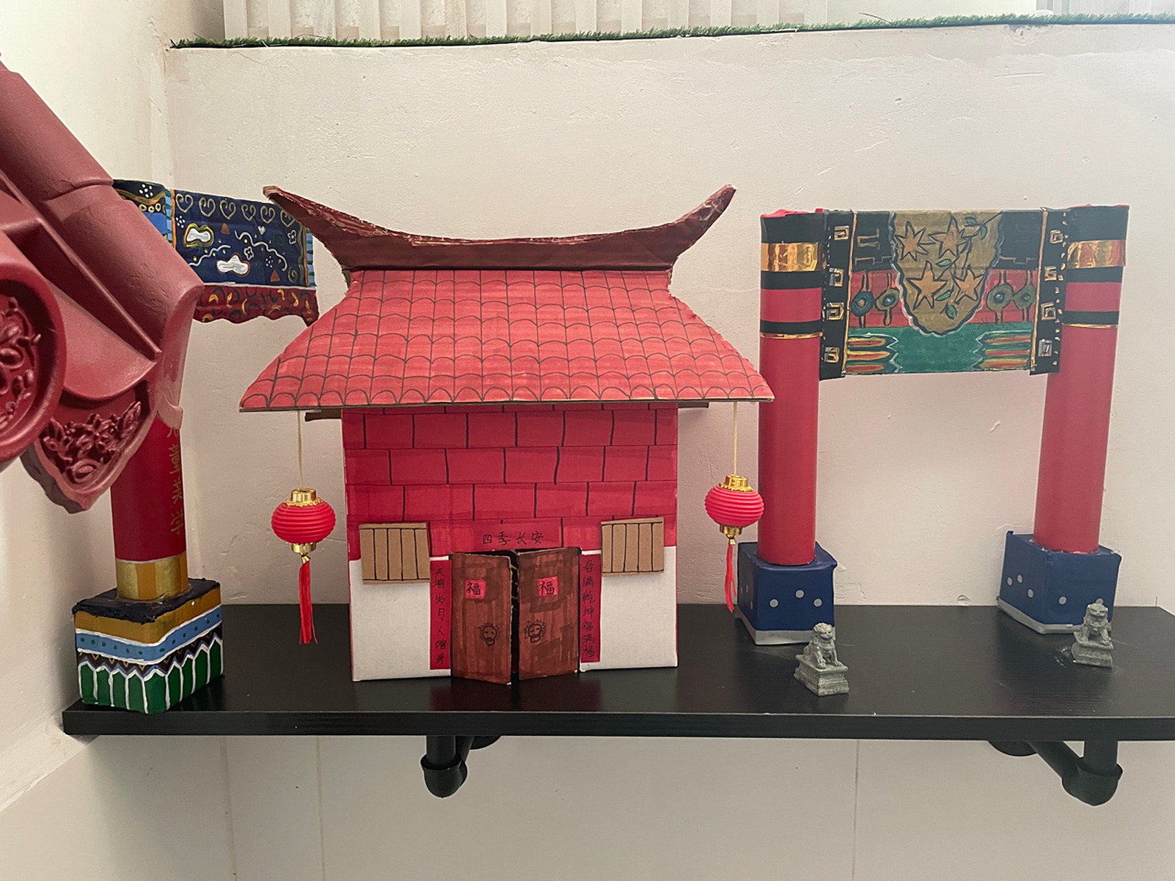 闽南古厝|纸皮手工 立体的红砖古厝 材料:硬纸皮,丙烯颜料