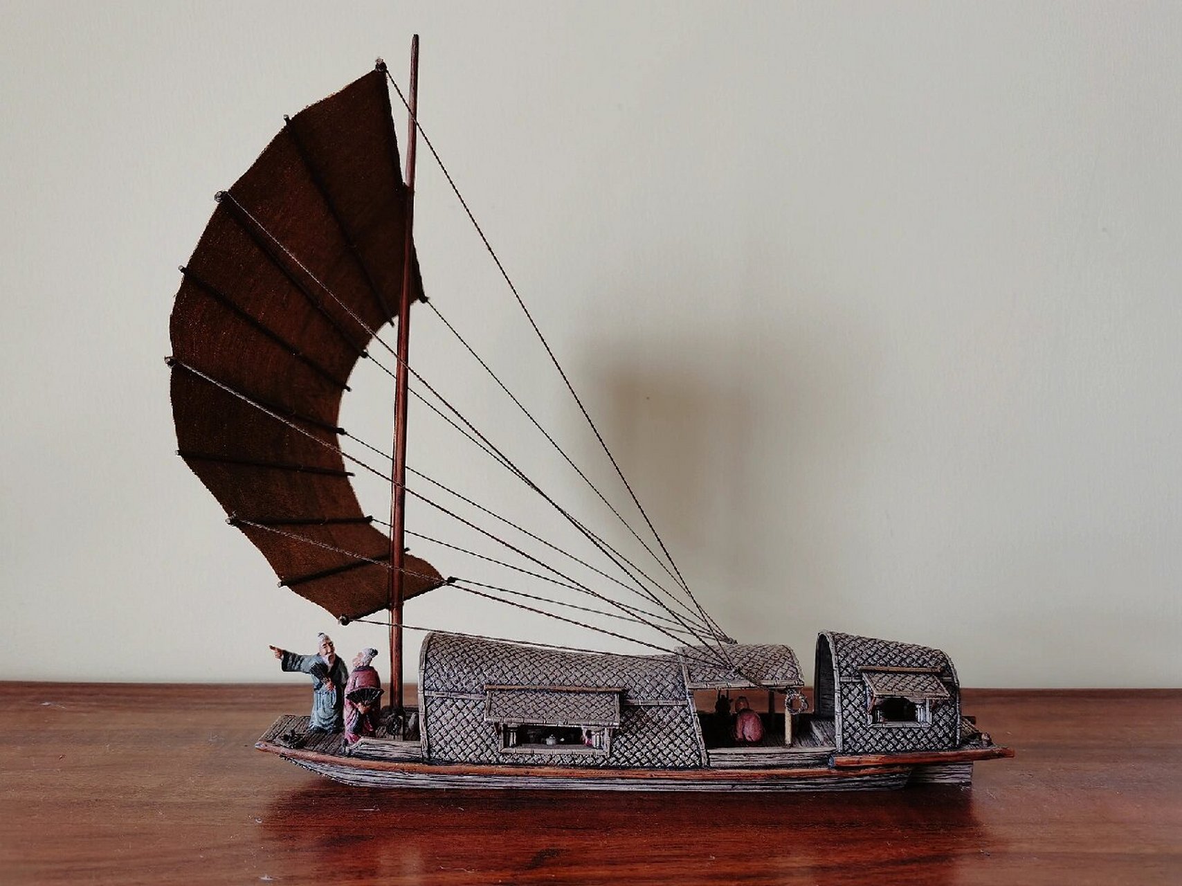 中国古船模型之三蓬单帆内河游船 三蓬船 人物众多 僧,道,老者,童子等