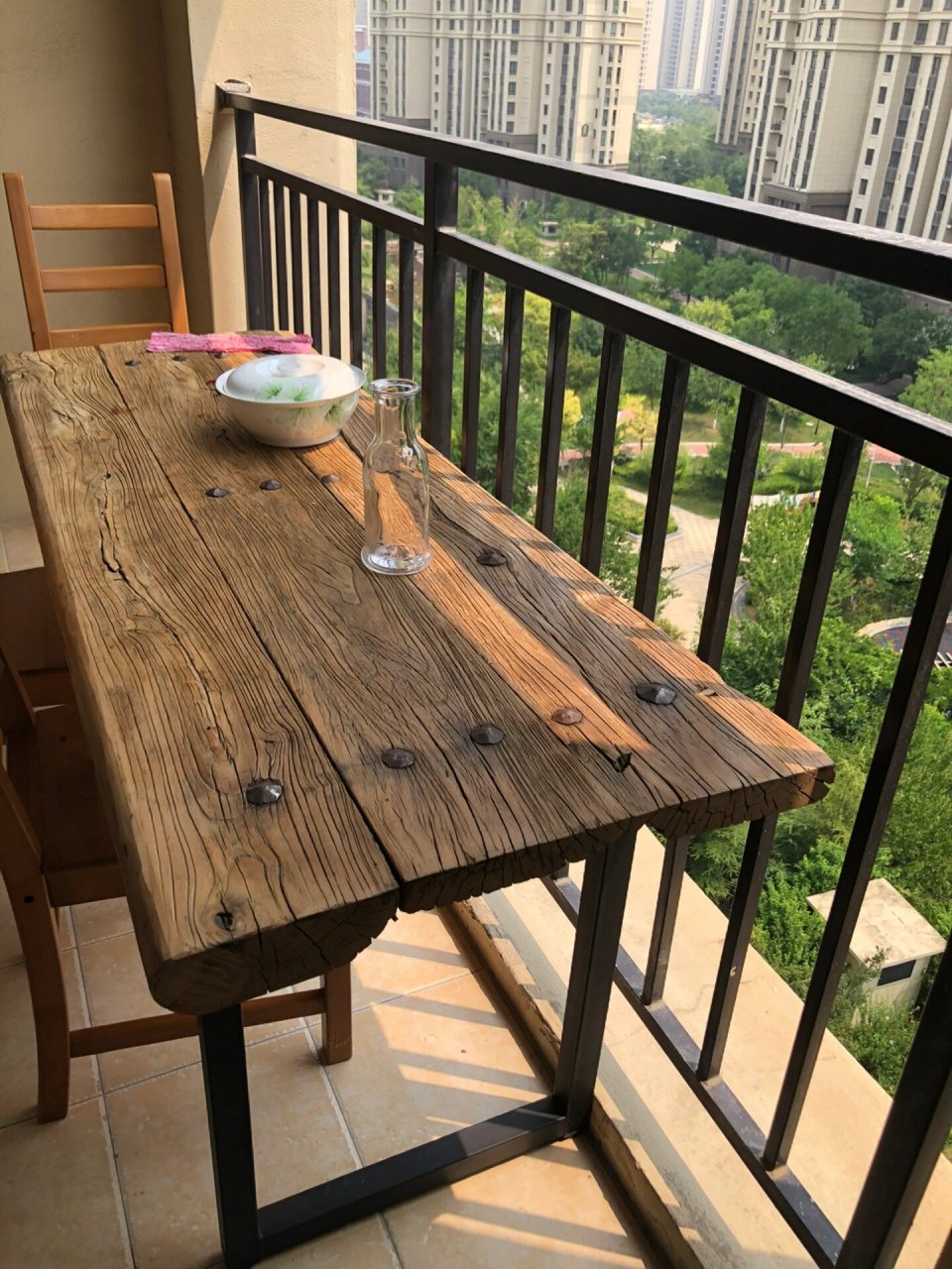 普及一下老榆木和新榆木桌子的区别 太佩服自己啦,大晚上给某鱼卖家