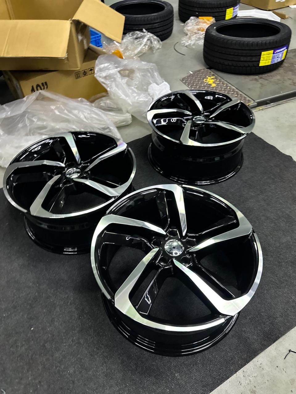 国内一位靓仔下单了原装美版雅阁拆车刀锋轮毂!