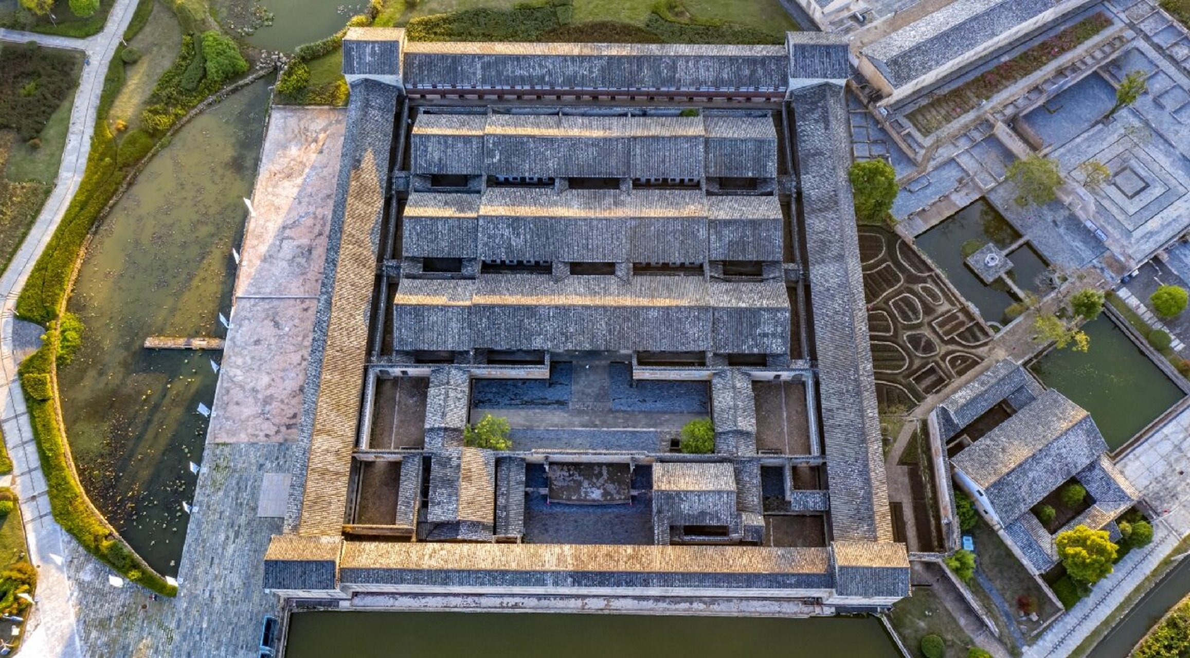 世界围屋之都～龙南关西新围 来龙南领略客家围屋之美