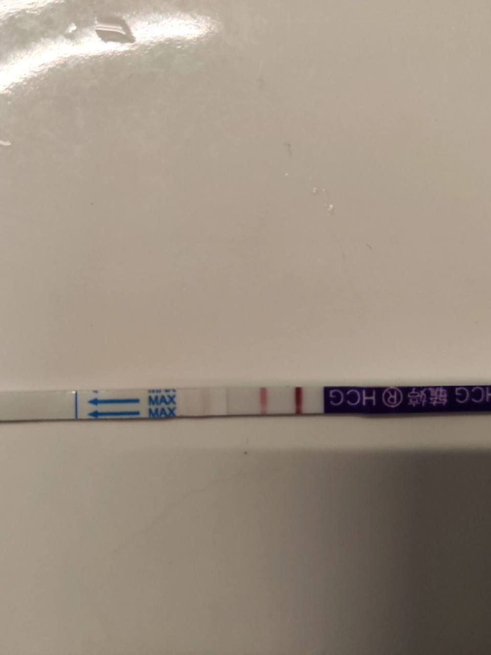 孕5周 4未强阳 毓婷早孕试纸 今早测完颜色变浅了,下了好大一跳立刻