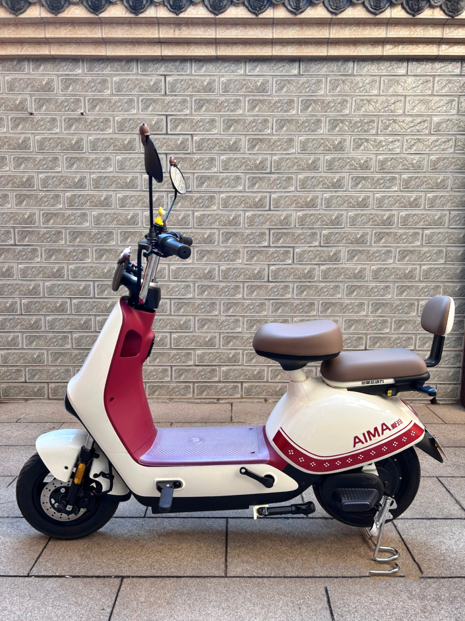 颜值天花板:爱玛甜筒冰淇淋～90 以前不喜欢电动车,现在因为甜筒