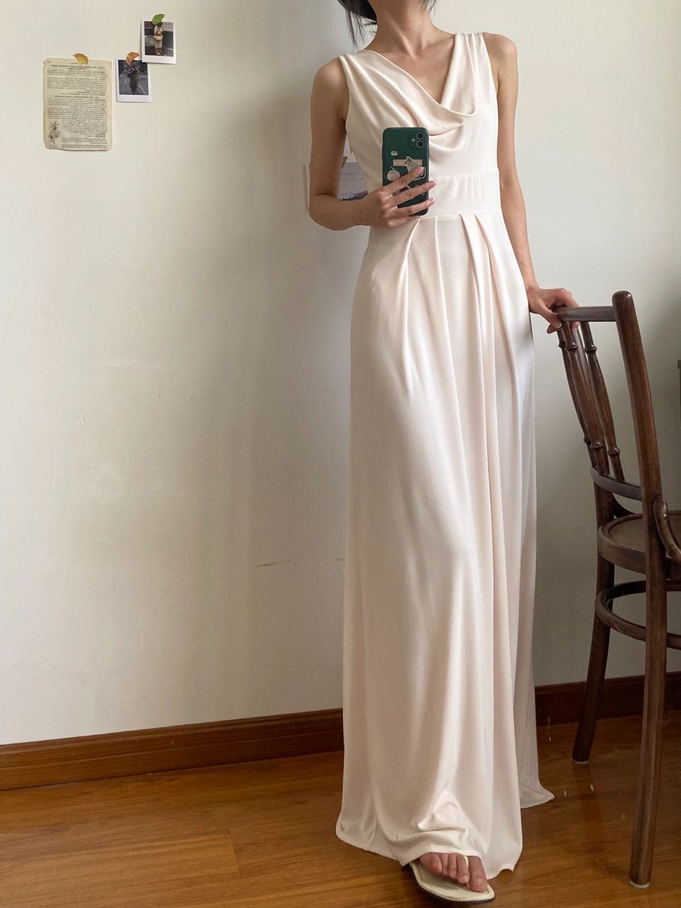 calvin klein 希腊裙 如古希腊雕塑般的goddess dress～ 风吹裙摆时