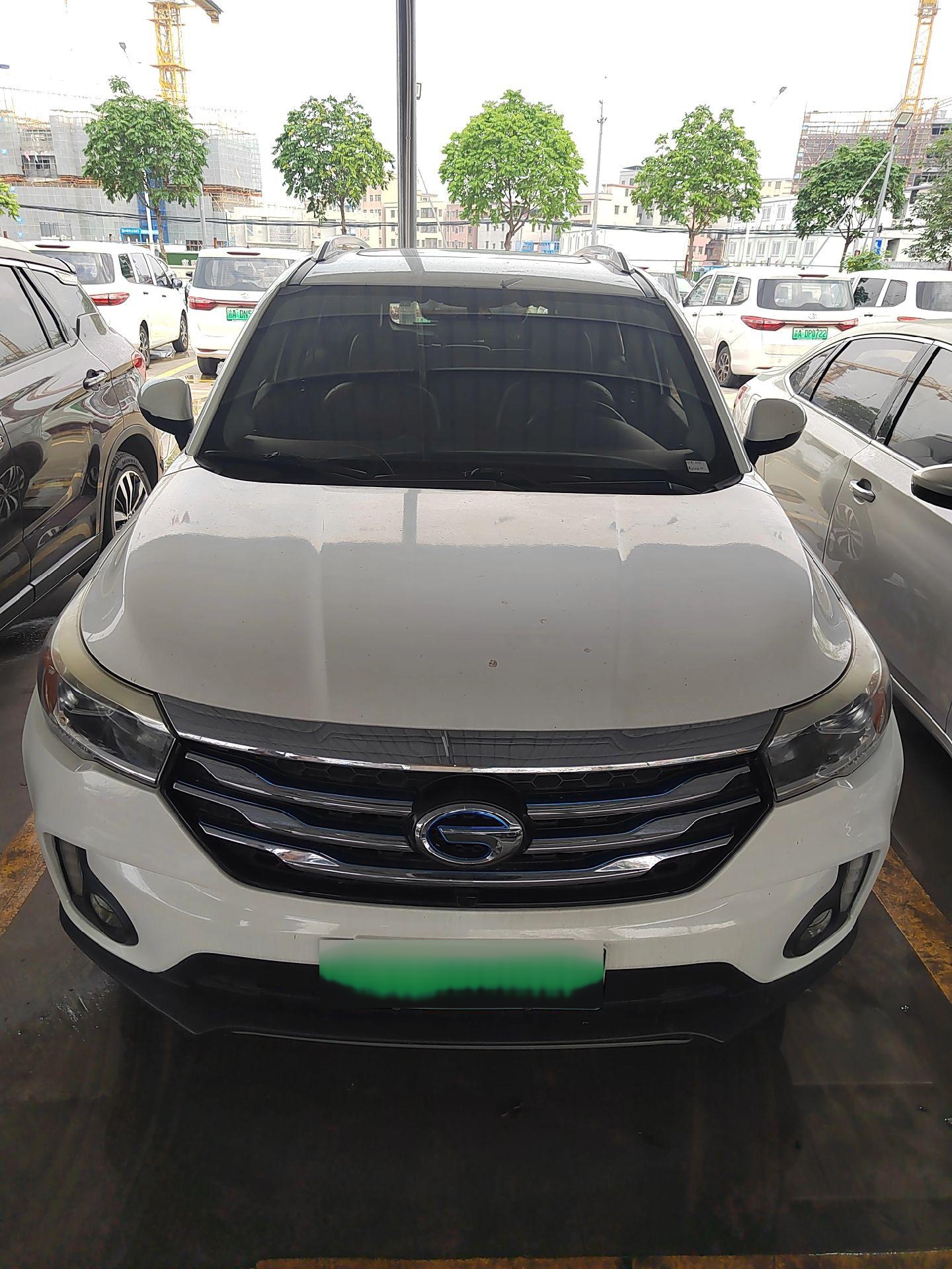 一口价:41000非营运 18年12月上牌广汽传祺gs4,插电混动绿牌车,实表7