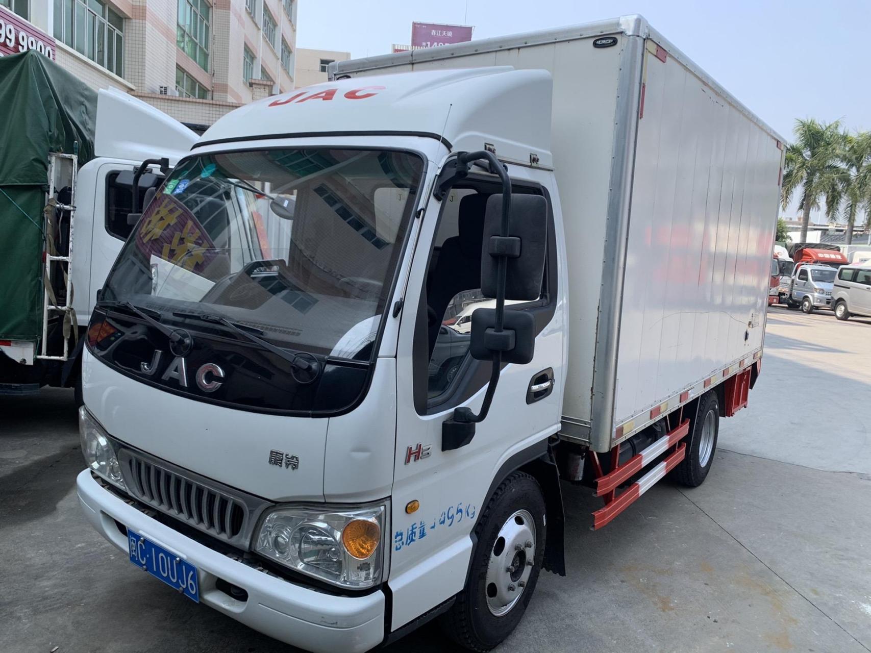 新货:江淮康铃 3米8厢式货车 2019年1月上牌,车厢尺寸长3米8,宽2米,配